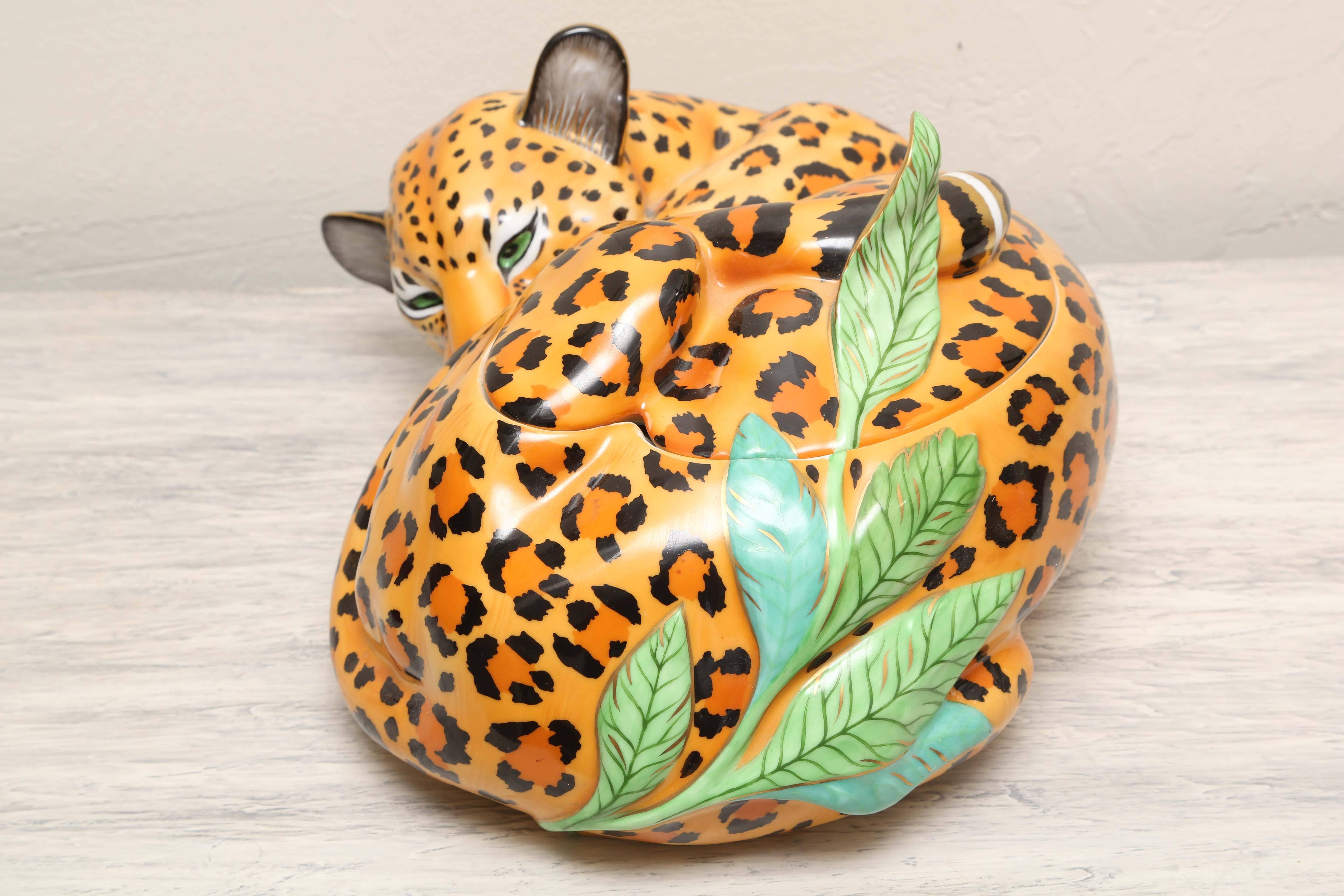 Adorable vintage Jaguar jungle tureen with leaf under plate. Limited edition 324/500 signed Lynn Chase.