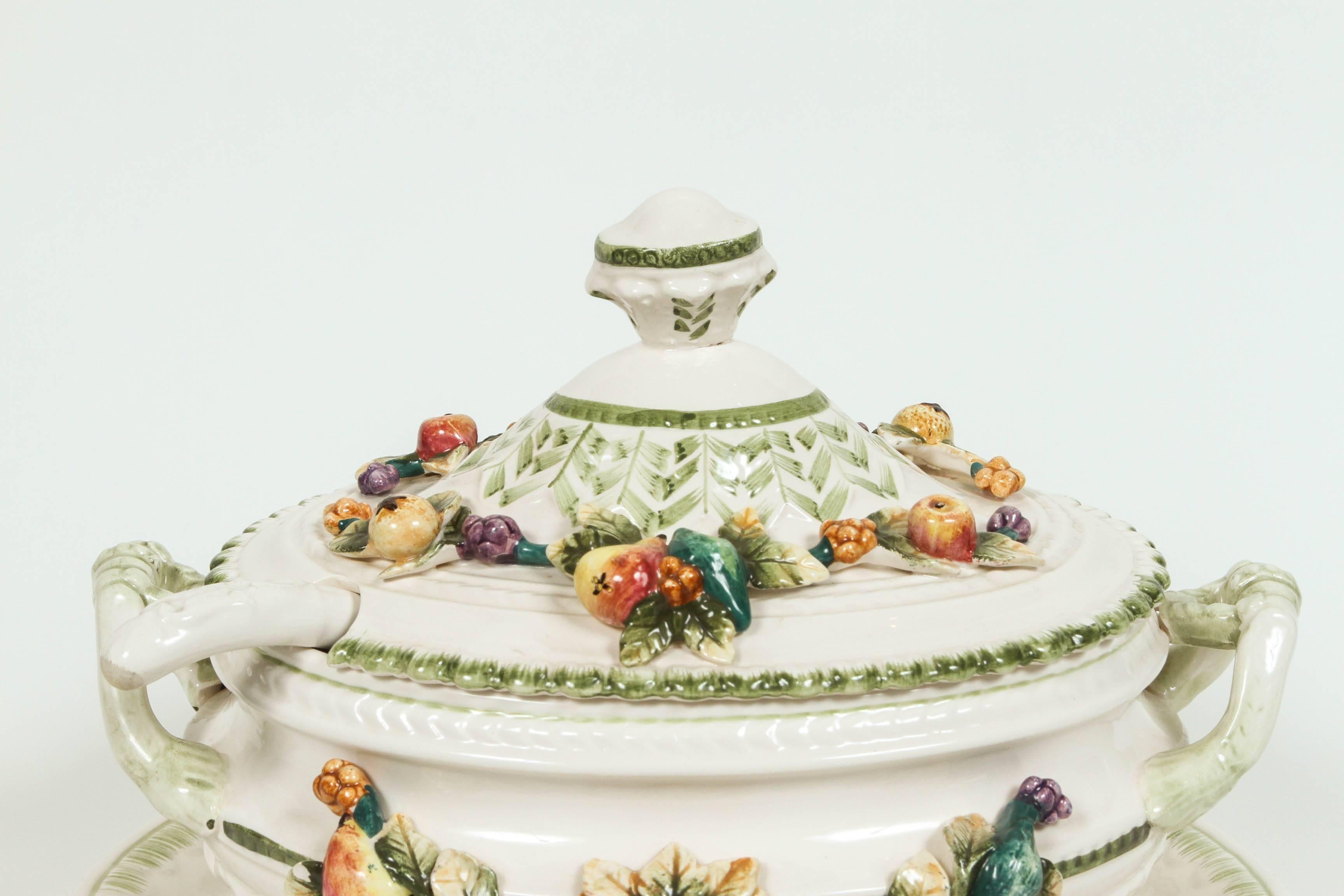 Painted Italian tureen with ladle and tray and fruit details.

Plate: W 14