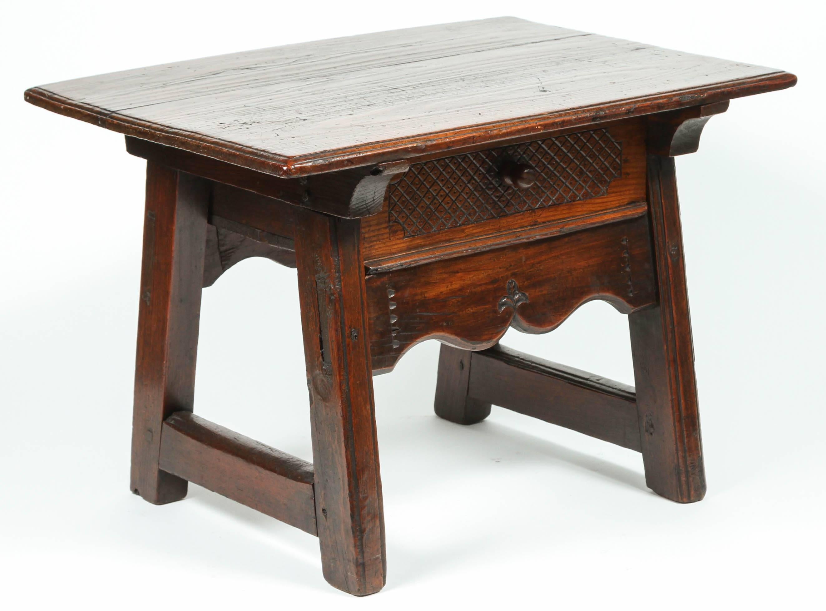 Wood Small Spanish Colonial Table with Drawer, 19th Century For Sale