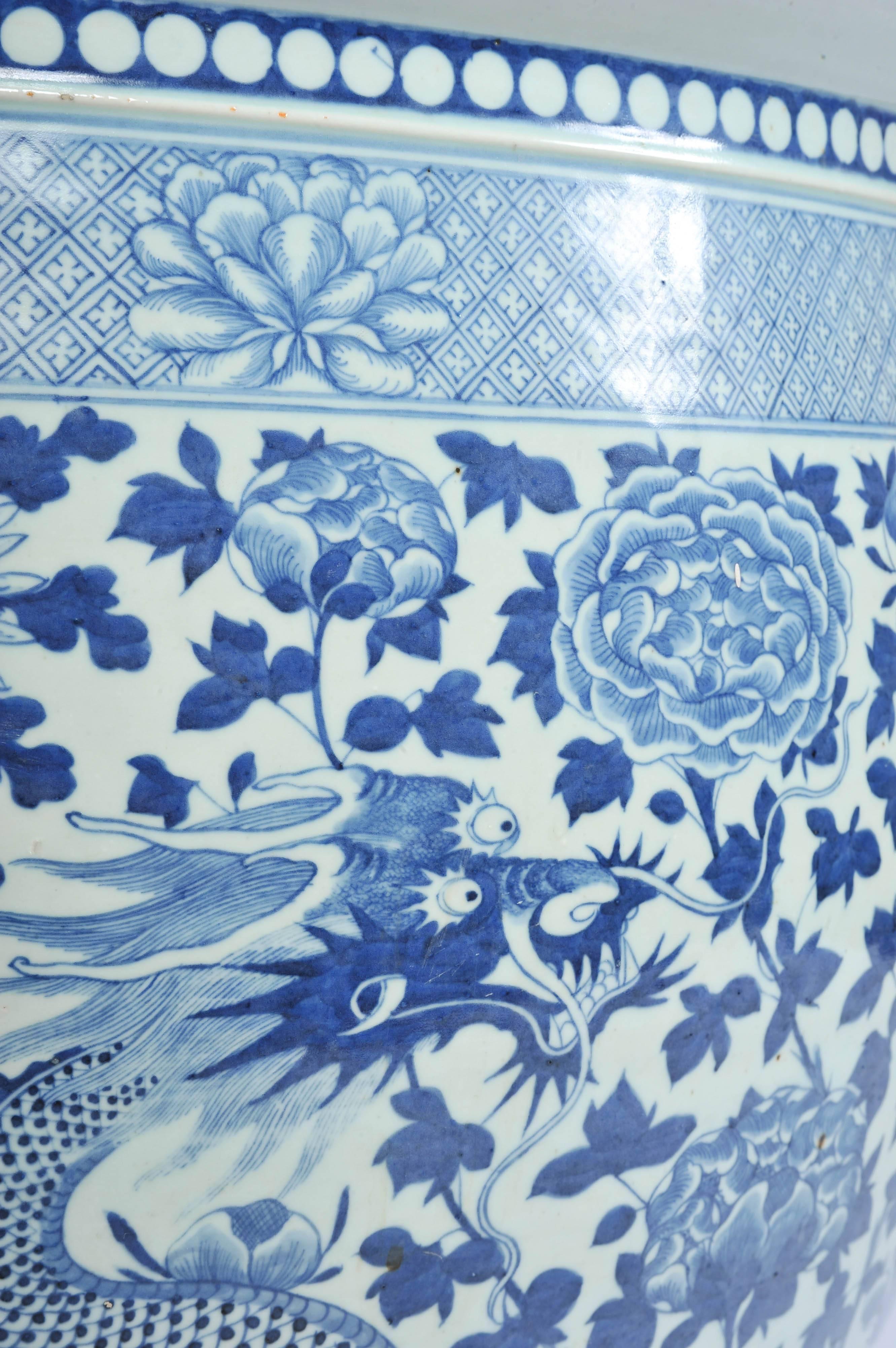 Pair of 19th Century Chinese Blue and White Jardinieres 1