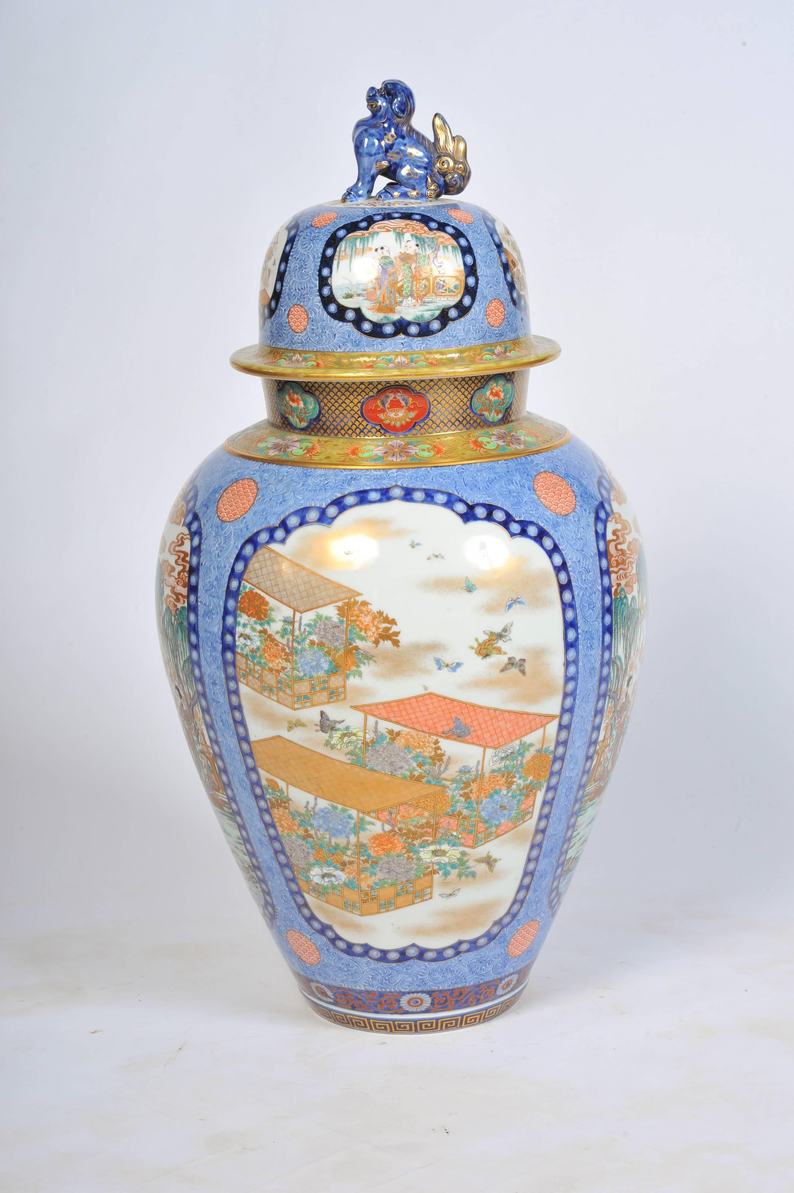 Large Japanese Fukagawa Imari Vase In Excellent Condition In Brighton, Sussex