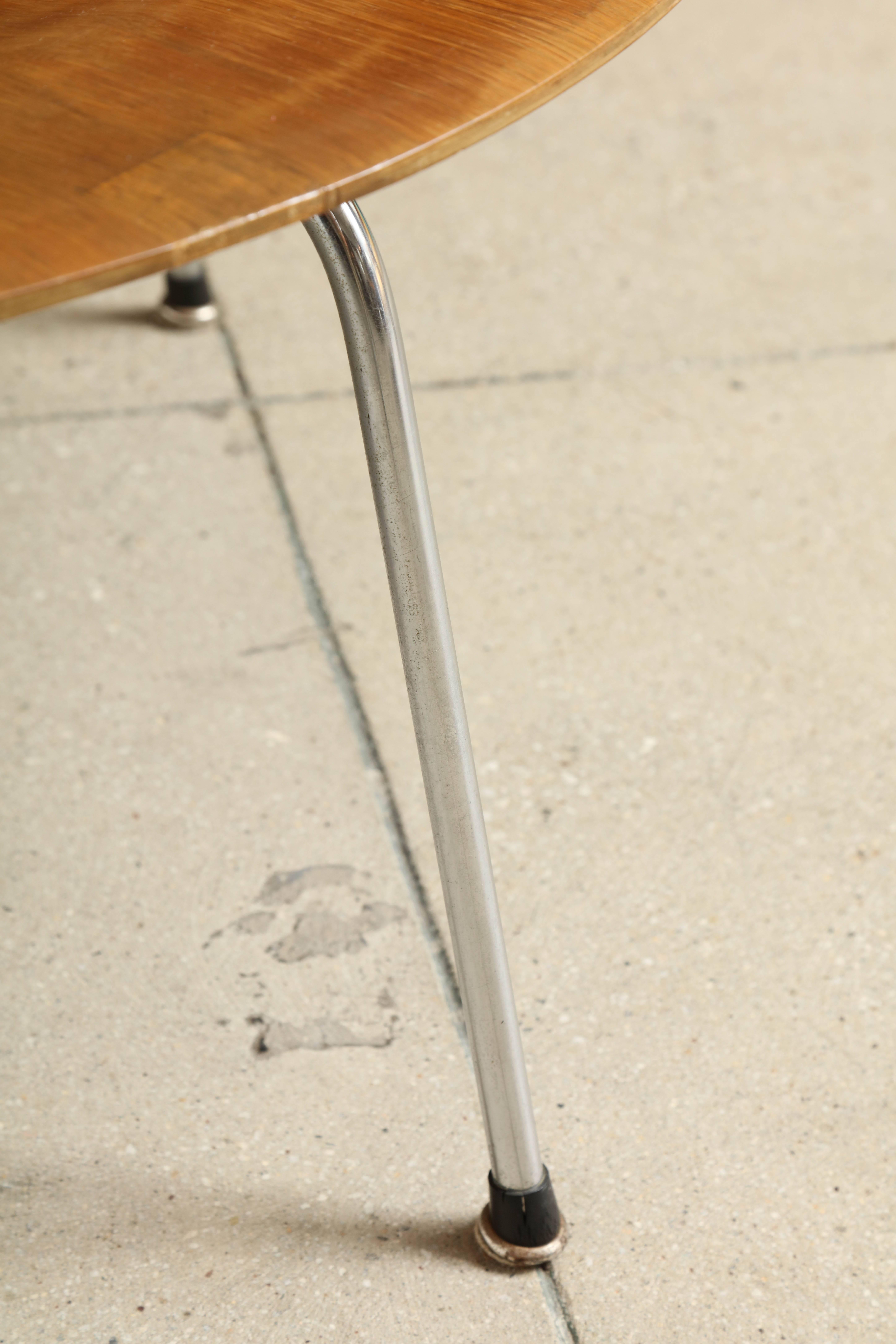 Eames CTM Coffee Table In Fair Condition In New York, NY