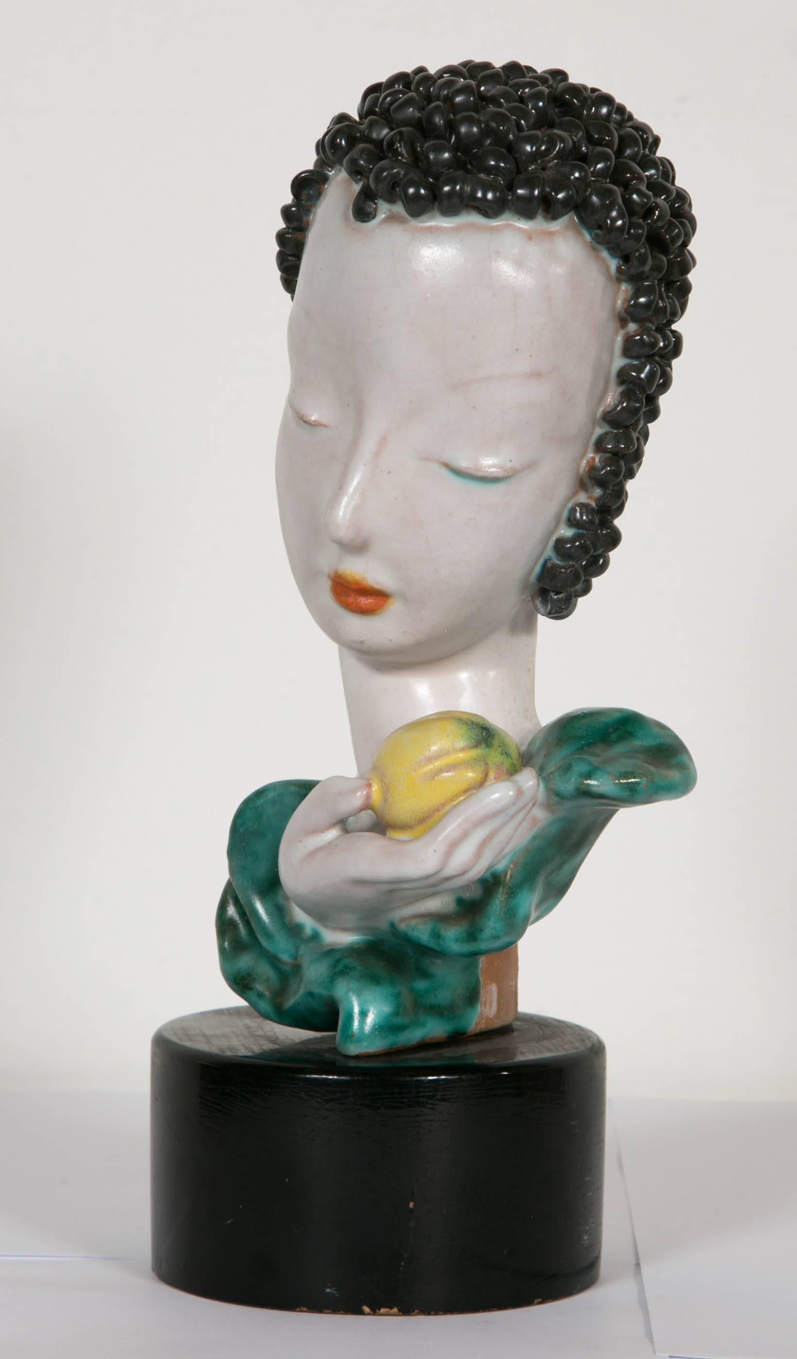 Beautiful Ceramic Lady's Head, by Goldscheider, Austrian, circa 1930 In Excellent Condition In Paris, FR