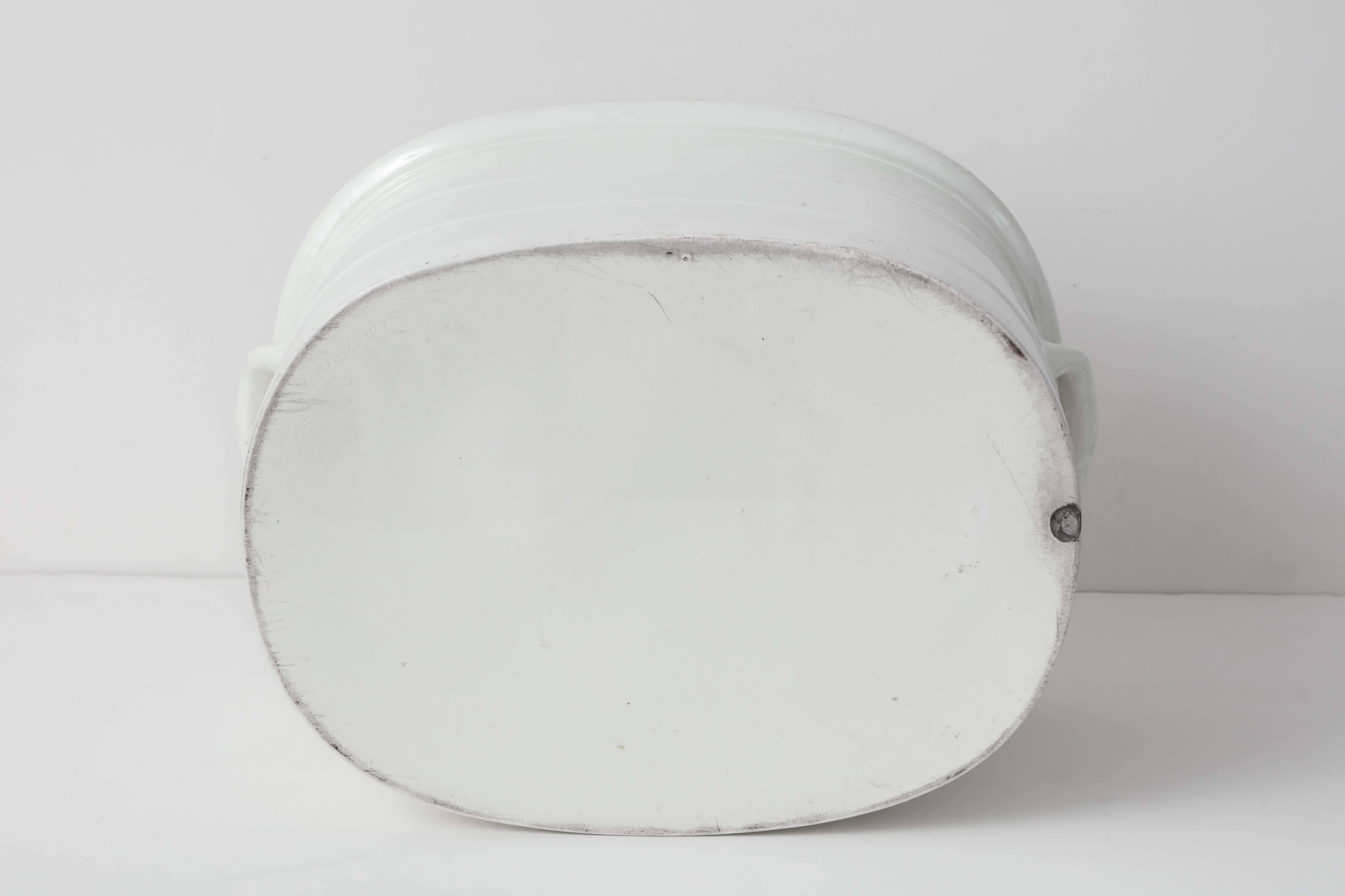 19th Century English Wedgwood Creamware Footbath 4