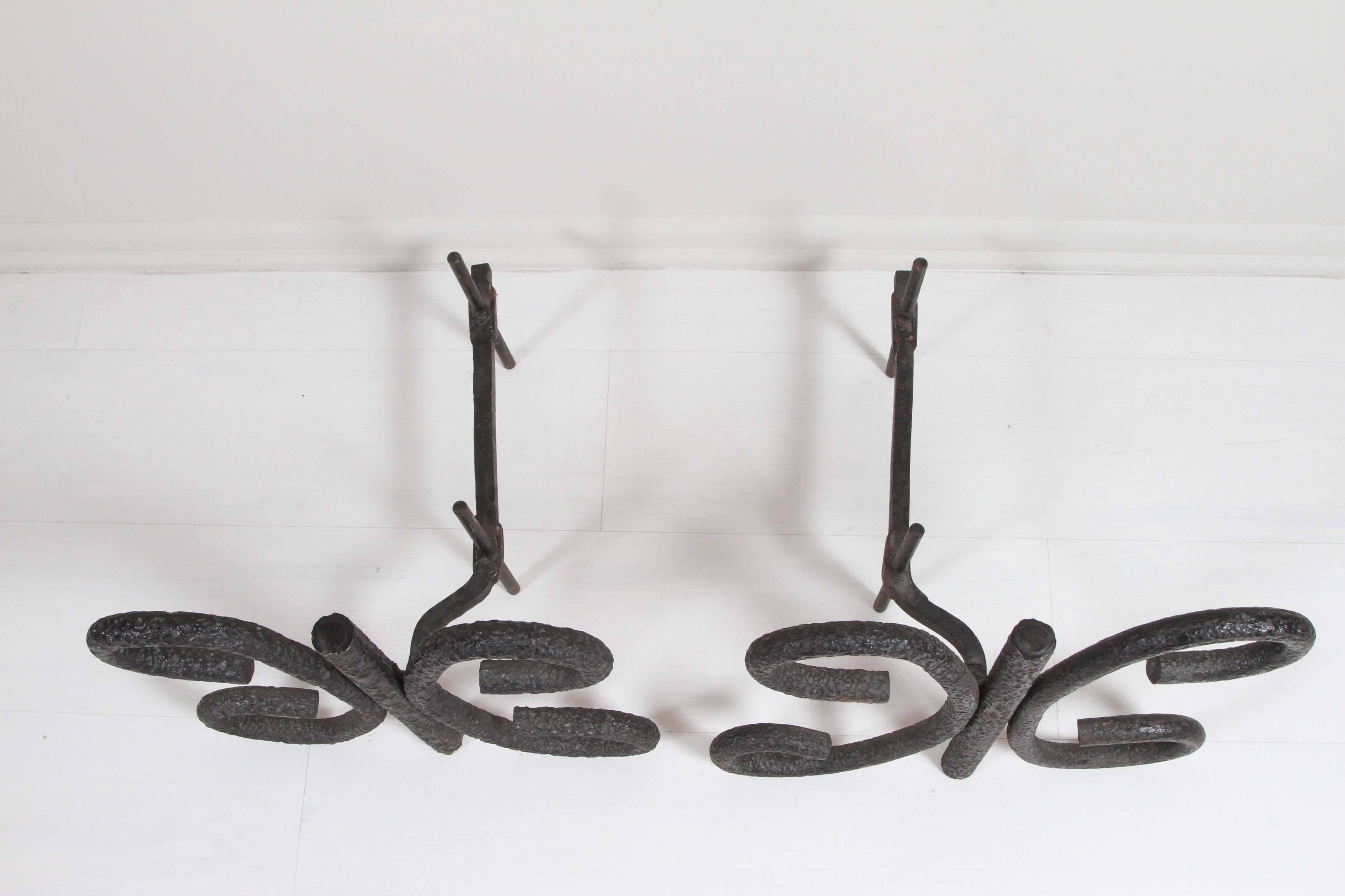 Pair of French Iron Andirons In Good Condition For Sale In Santa Monica, CA