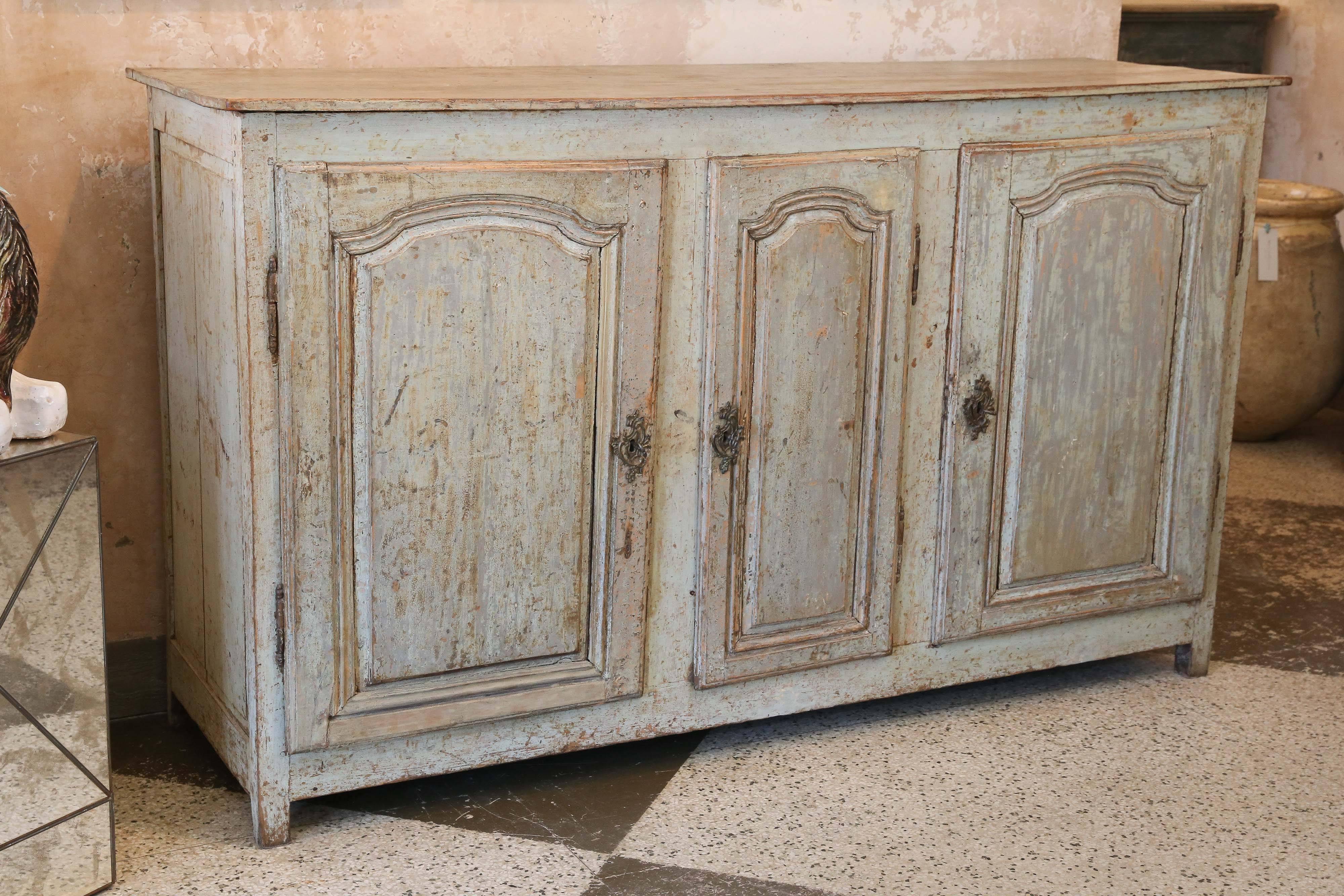 18th century Louis XVI enfilade. Beautiful patina in original paint.