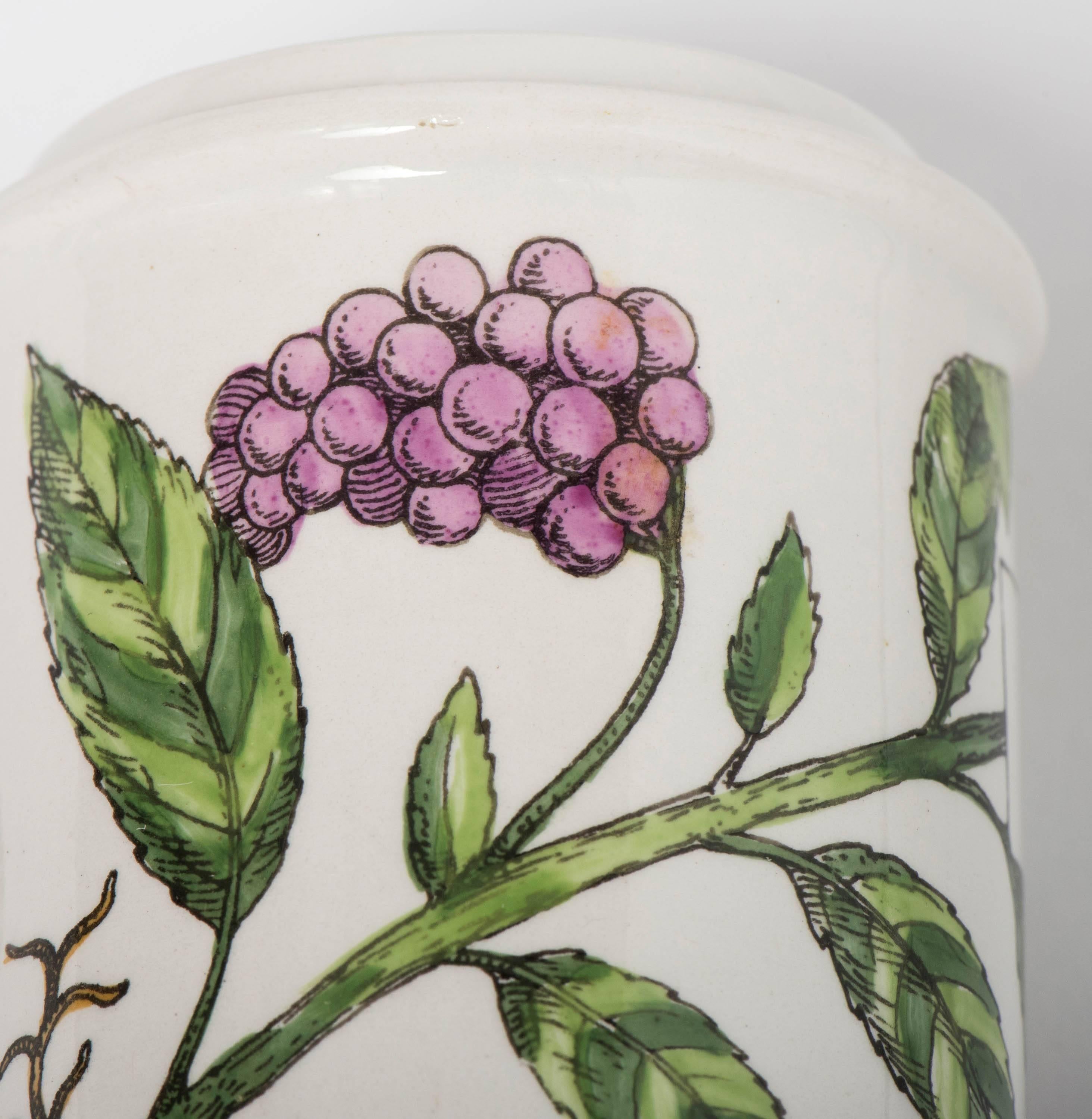 Piero Fornasetti porcelain pepper jar with cover, Italy circa 1960 In Excellent Condition For Sale In Macclesfield, Cheshire