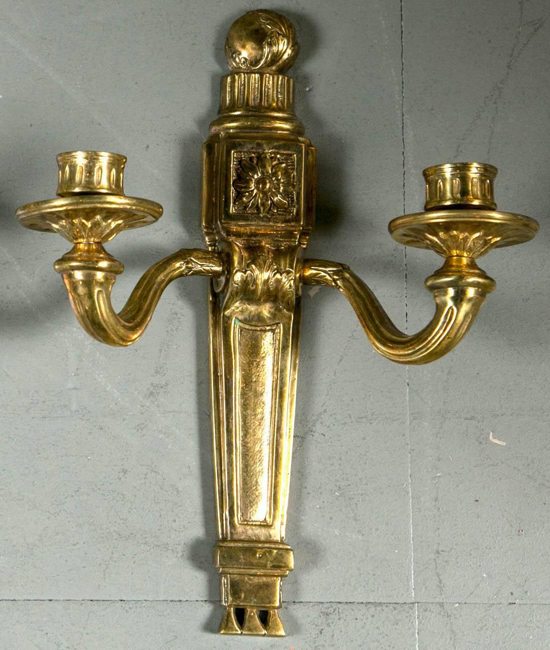 Pair of Caldwell Sconces In Excellent Condition For Sale In Stamford, CT