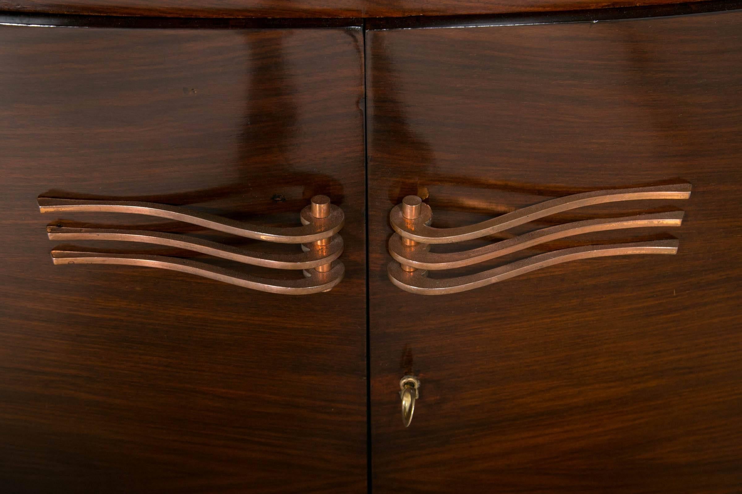 French Art Deco Rosewood Sideboard In Excellent Condition For Sale In Stamford, CT
