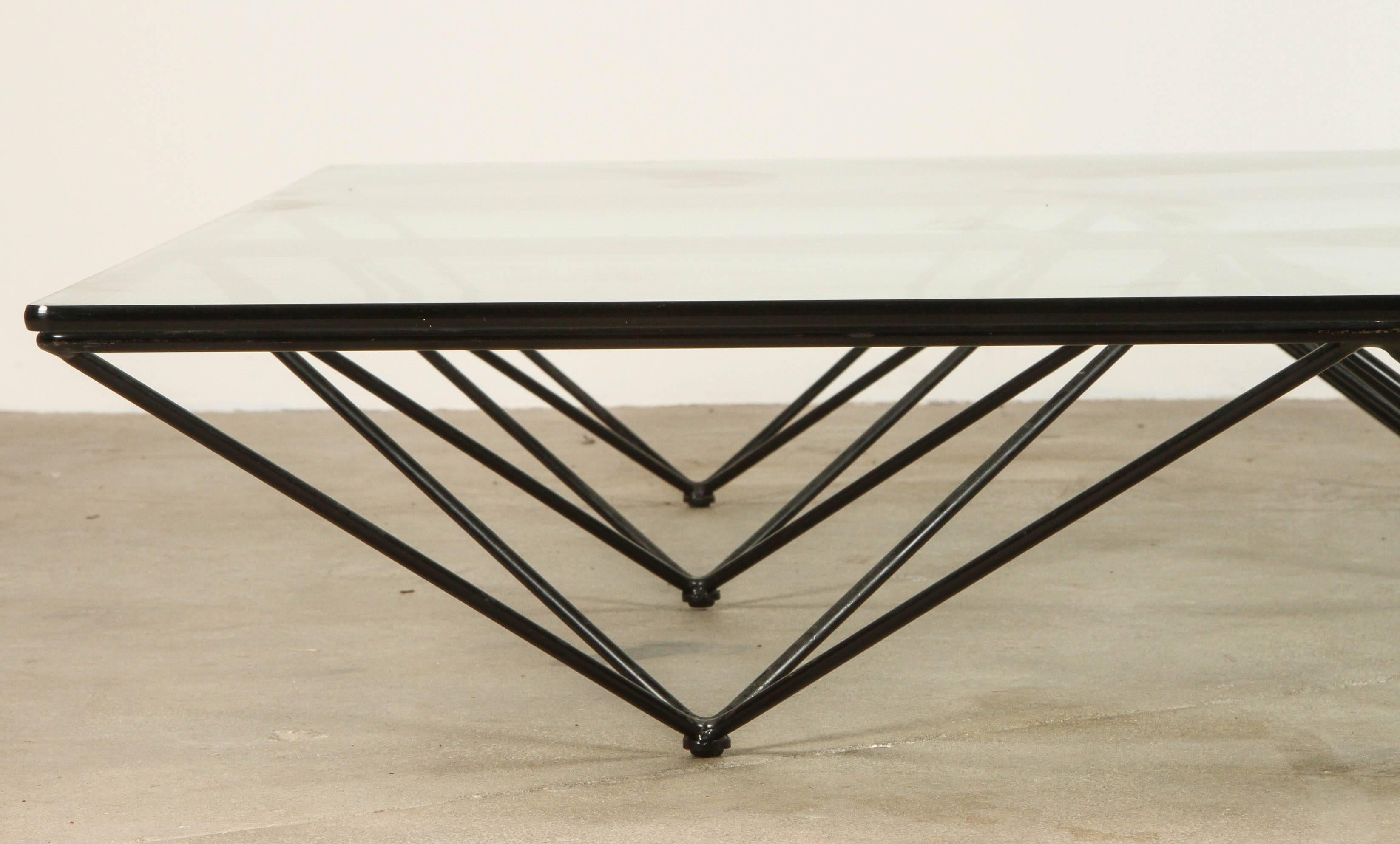 B&B Italia Table in the Style of Paola Piva In Excellent Condition In Los Angeles, CA