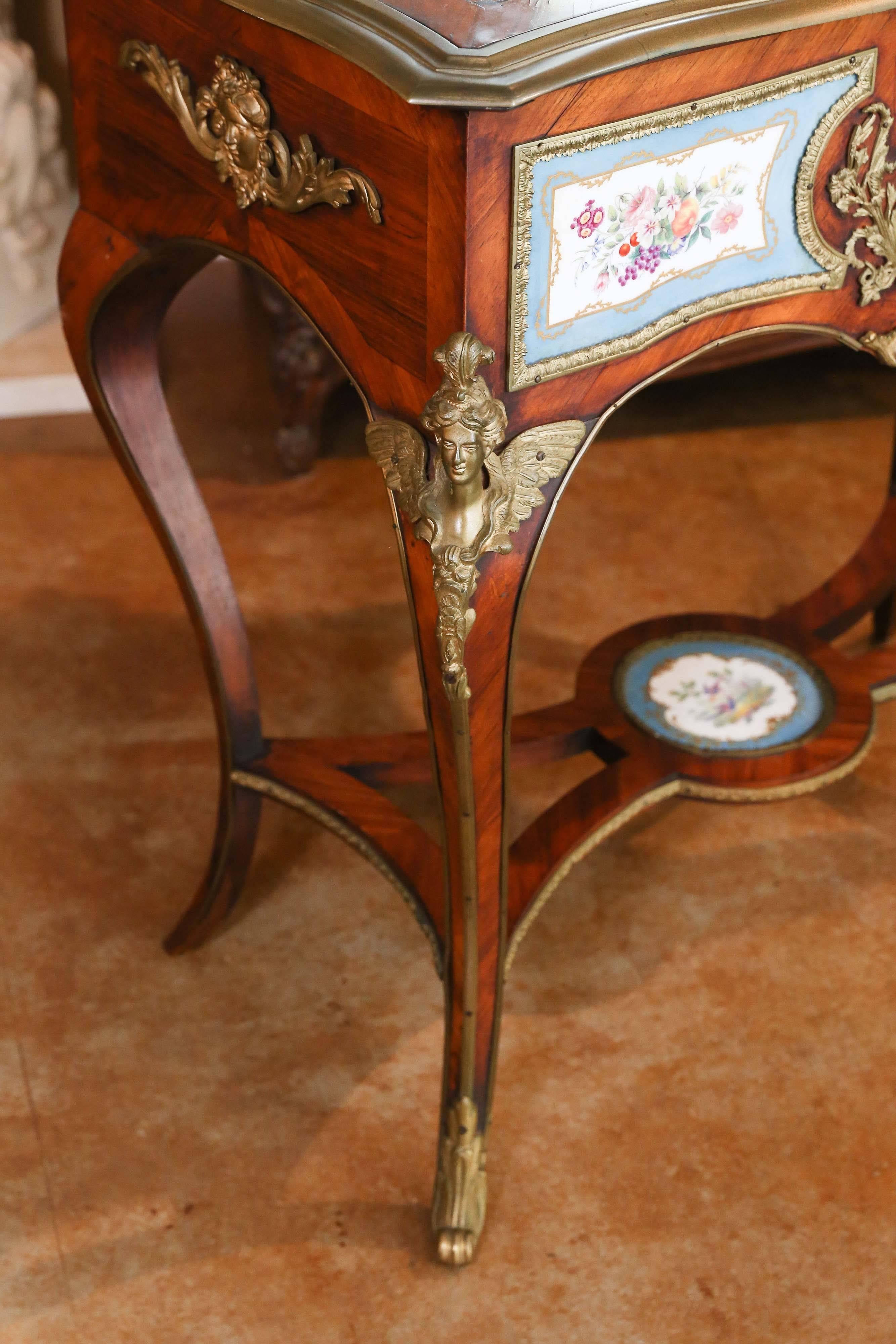 Antique French Louis XV Vanity Table with Gilt Bronze Mounts/Porcelain Cameos In Excellent Condition For Sale In Houston, TX