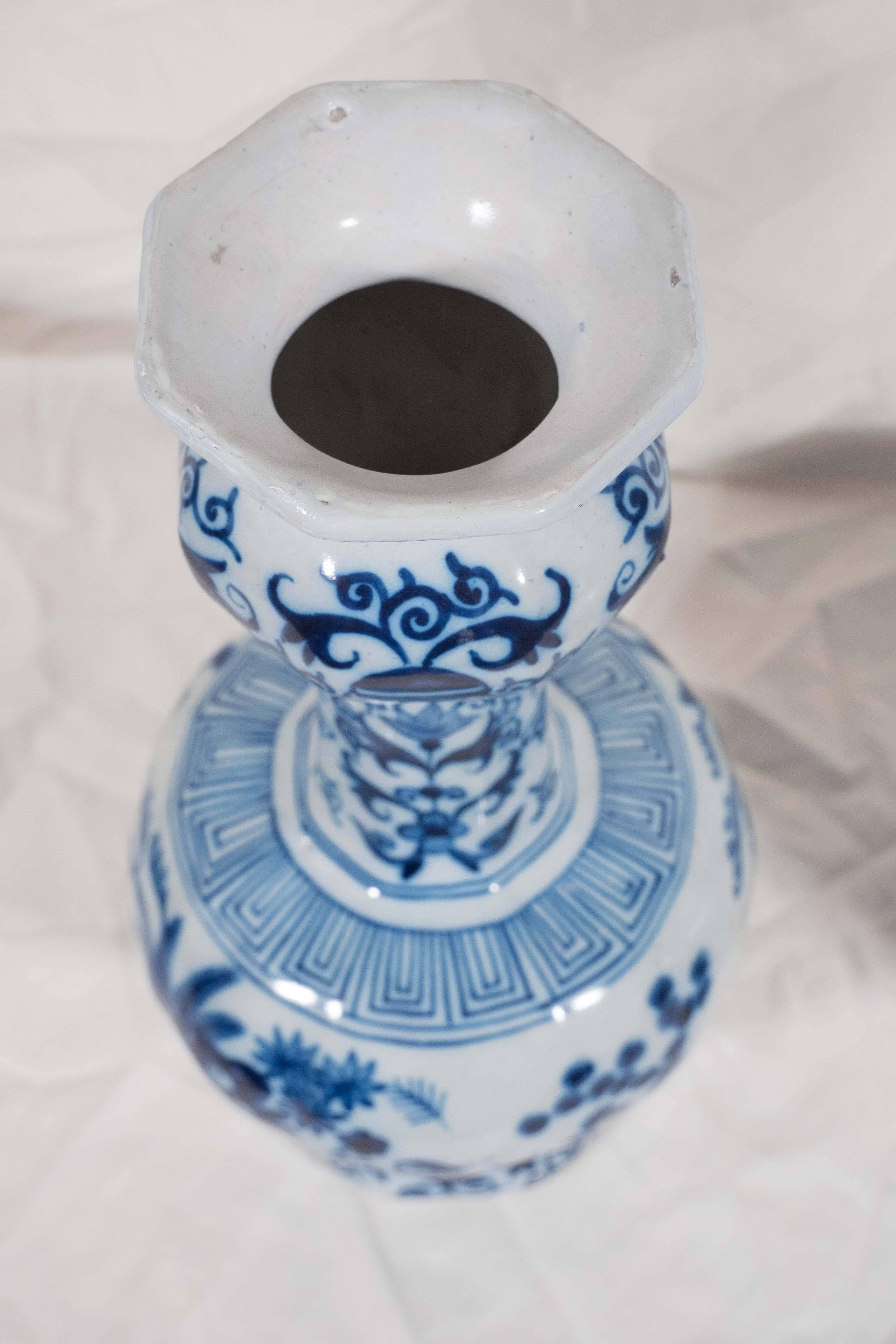 Pair of Blue and White Delft Vases with Chinoiserie Decoration 3