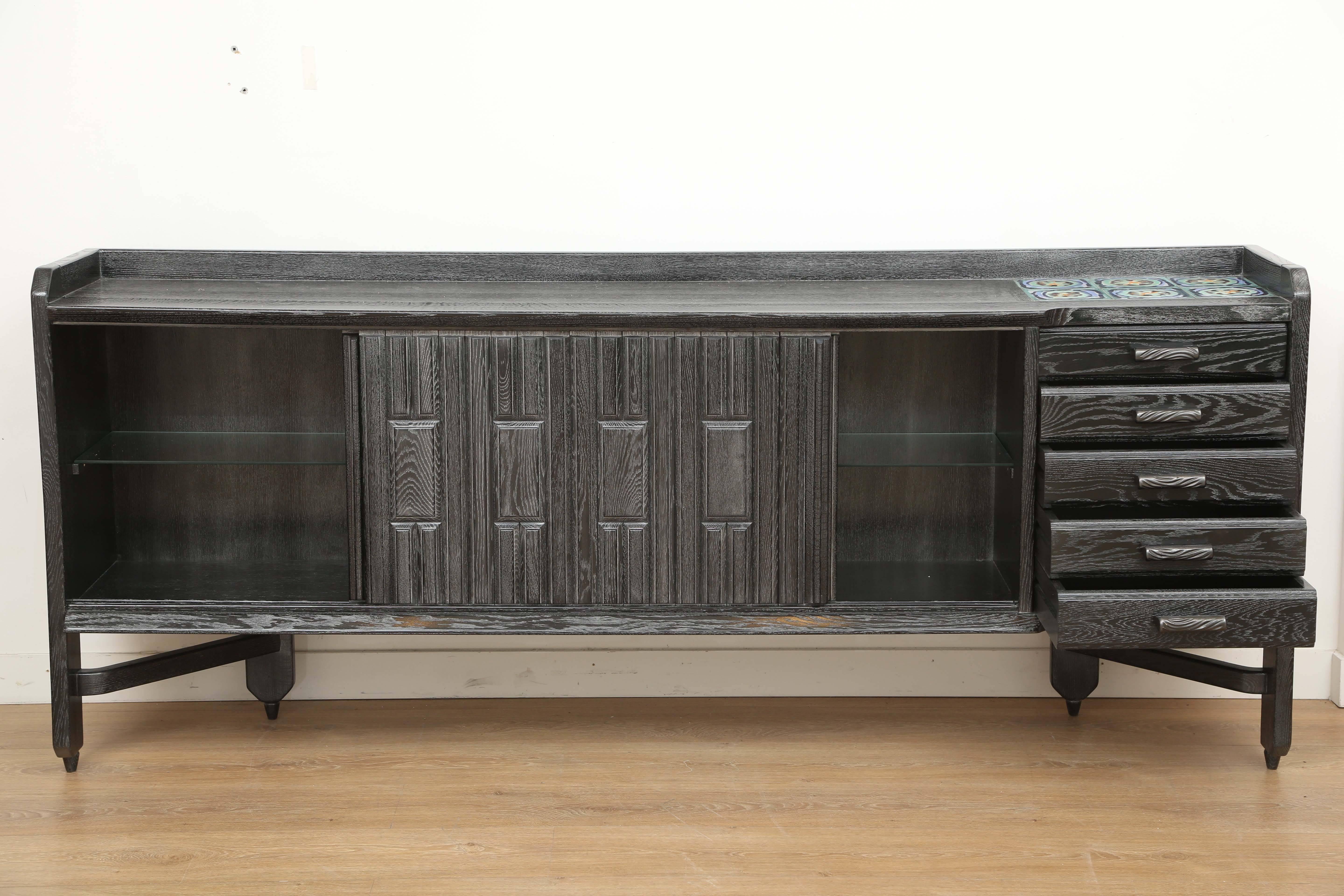 Large Mid-Century Modern Cerused Oak Sideboard by Guillerme and Chambron. 2