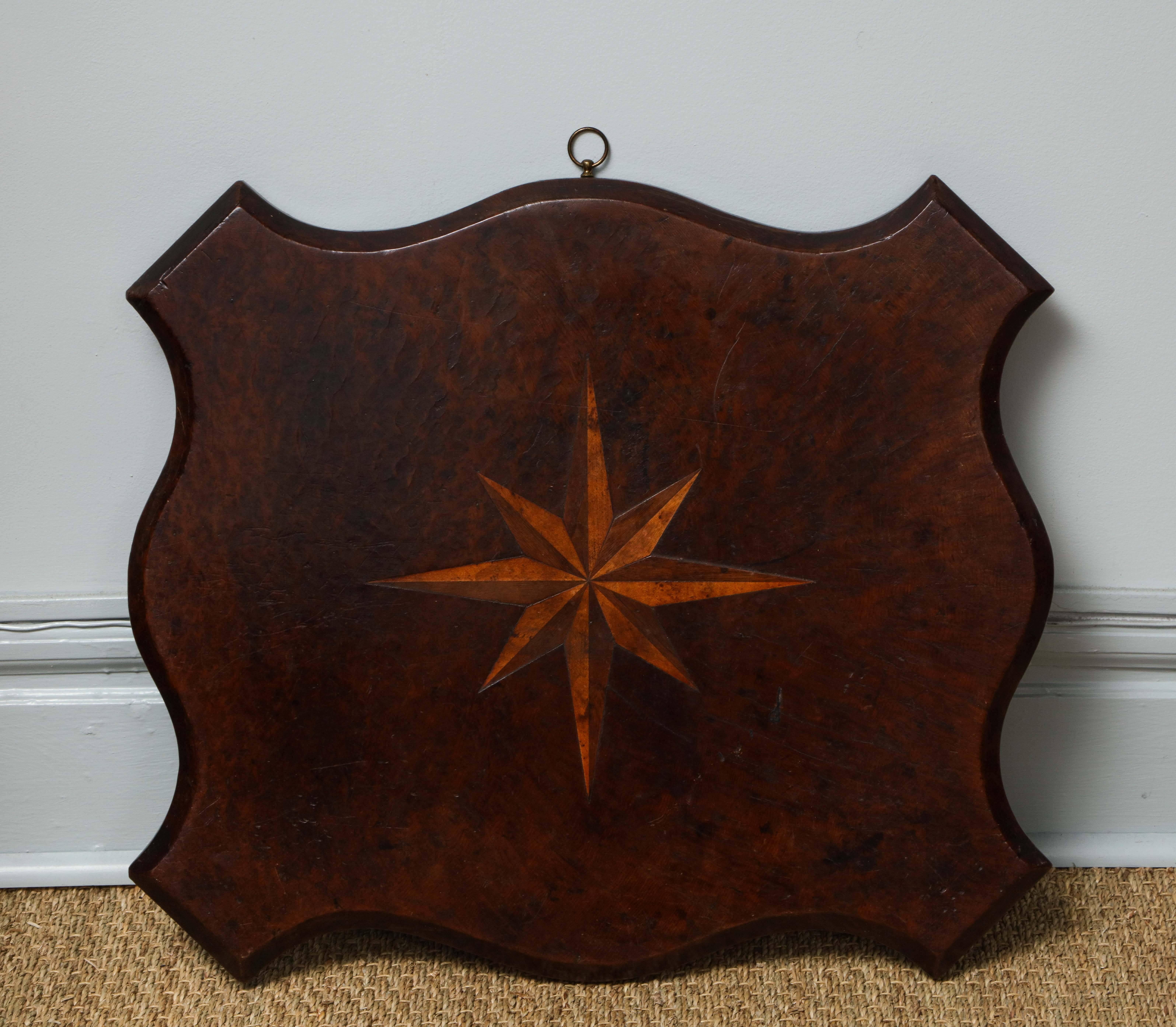Very fine English early 19th Century solid burl yewwood tabletop with molded edge and scalloped sides with mahogany and sycamore compass star inlay, the whole possessing very good, rich patination.