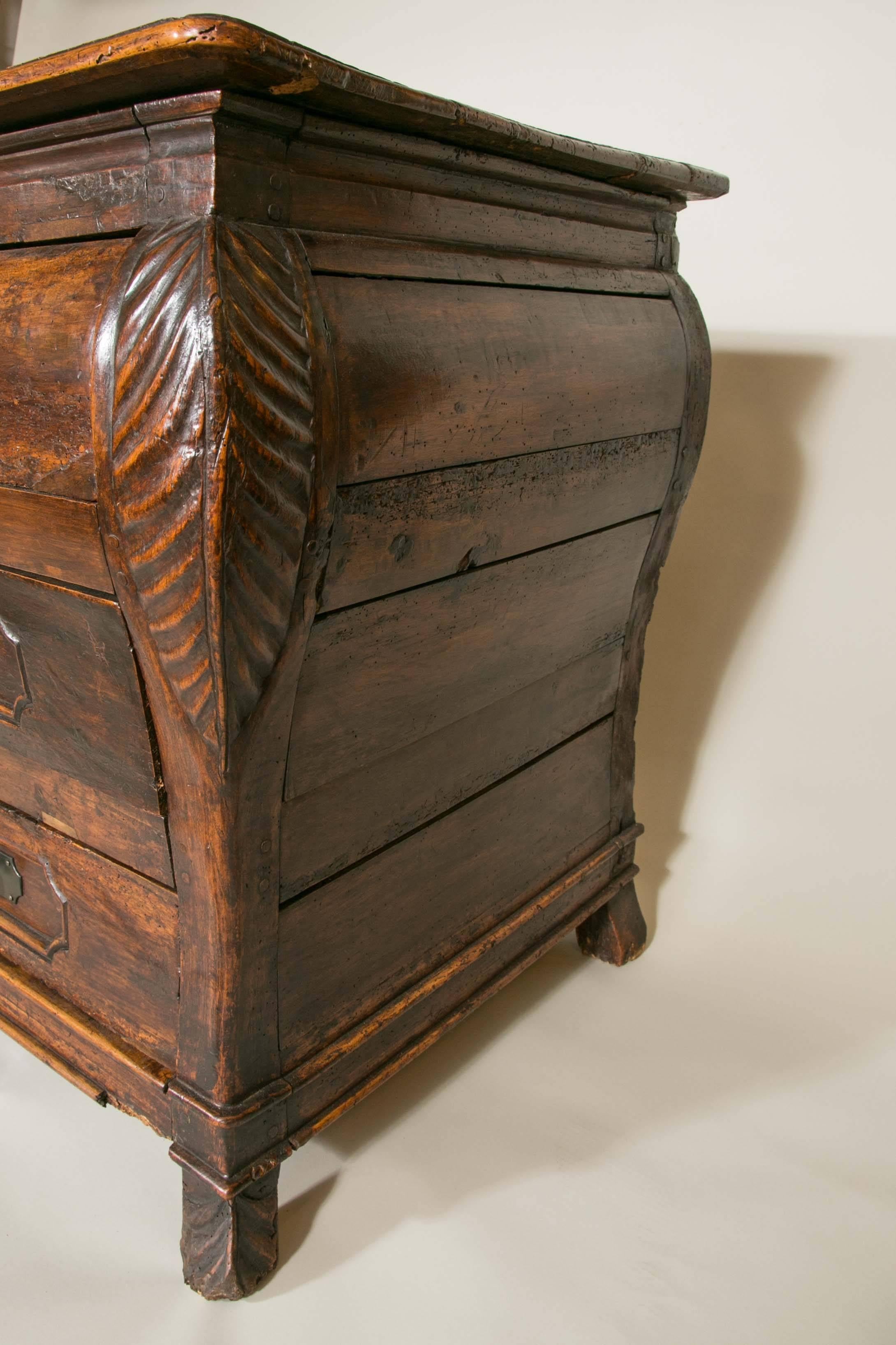 European Fabulous Walnut Commode from the 18th Century, Continental, Period Louis XV