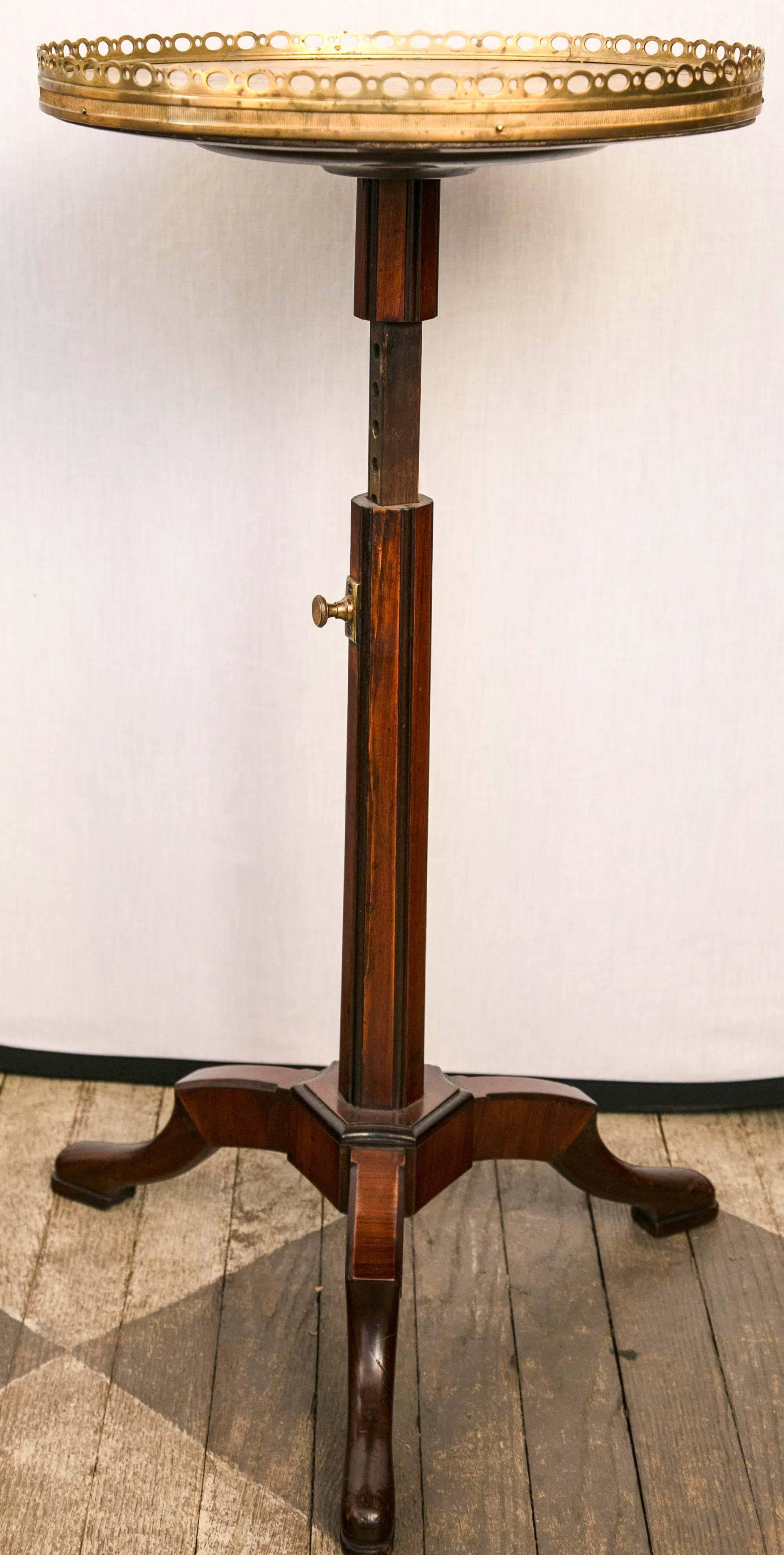 Louis XVI 18th Century French Marble-Topped Telescoping Gueridon For Sale