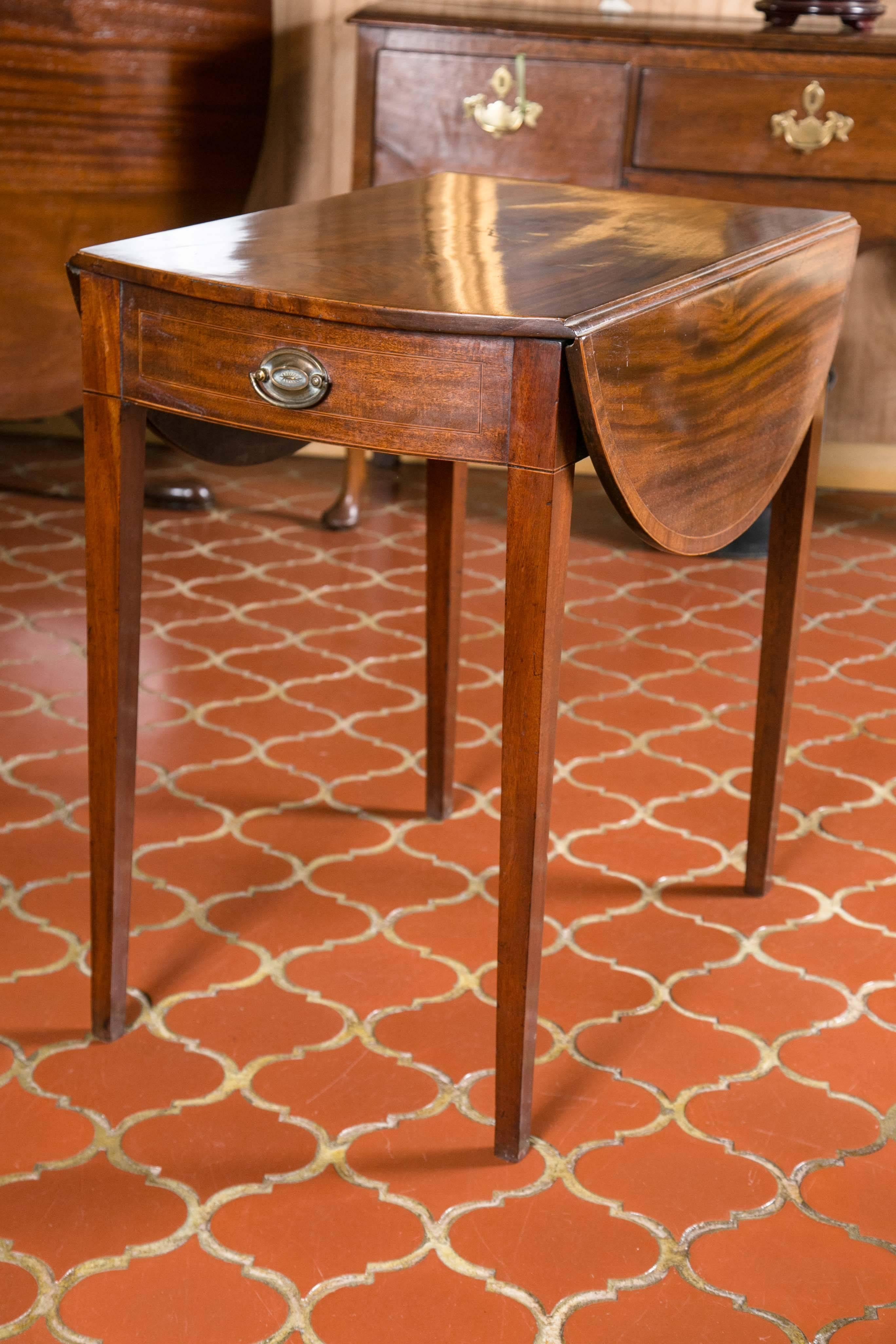 Cross-Banded Mahogany Pembroke Table For Sale