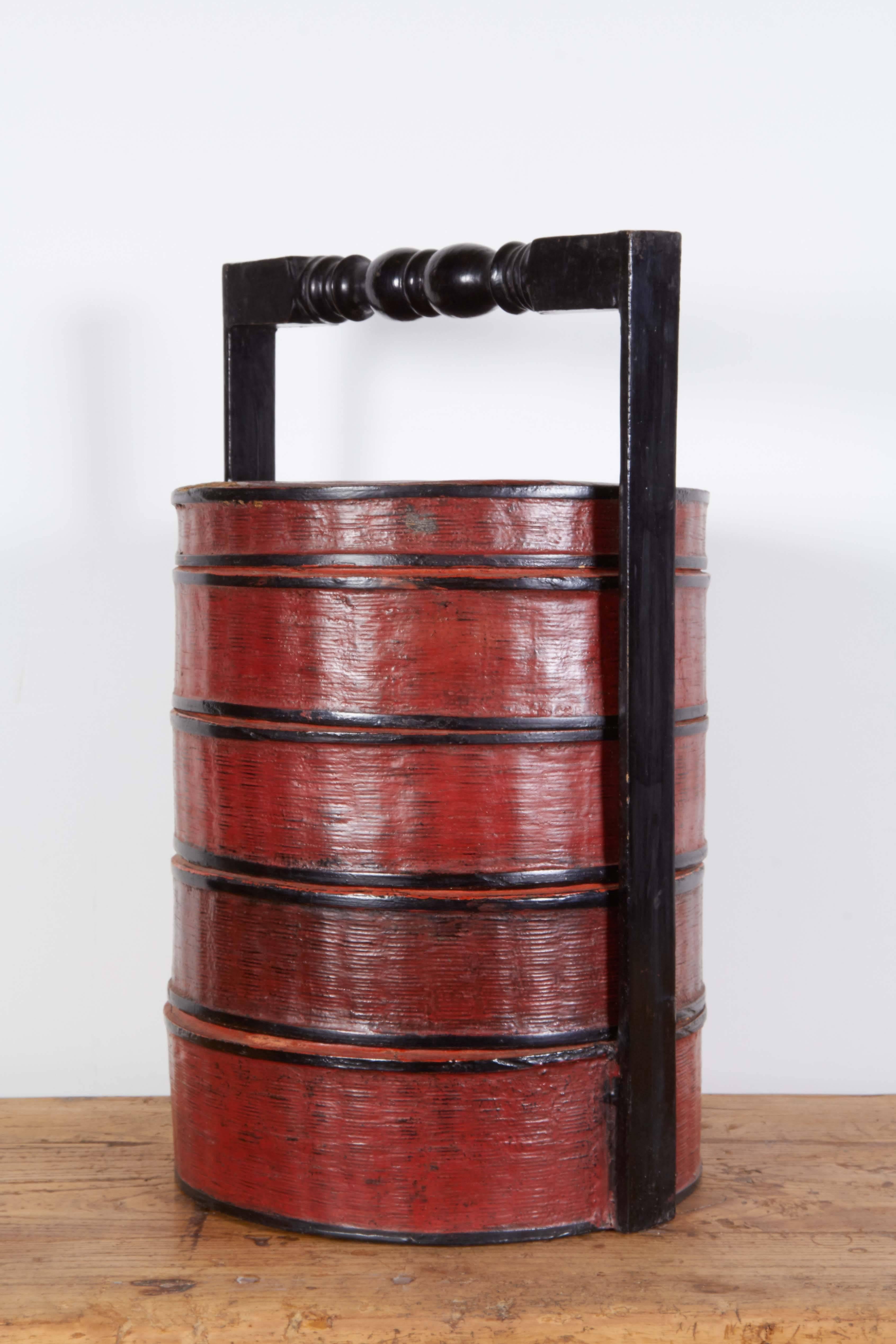 Mid-20th Century Vintage Red and Black Burmese Lacquer Stacked Food Box