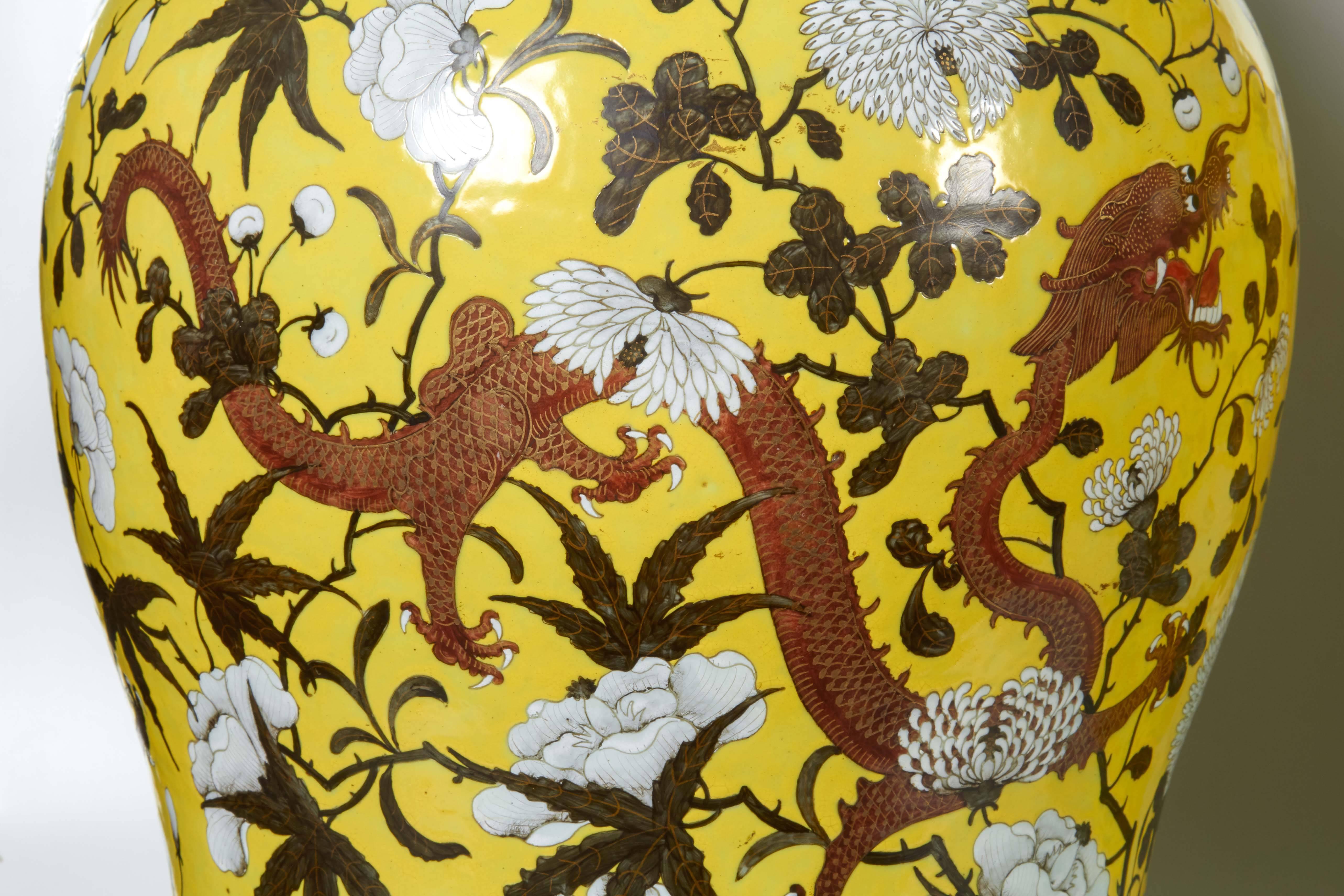 Mid-19th Century Large Pair of Chinese Famille Jaune Covered Jars with Painted Dragons
