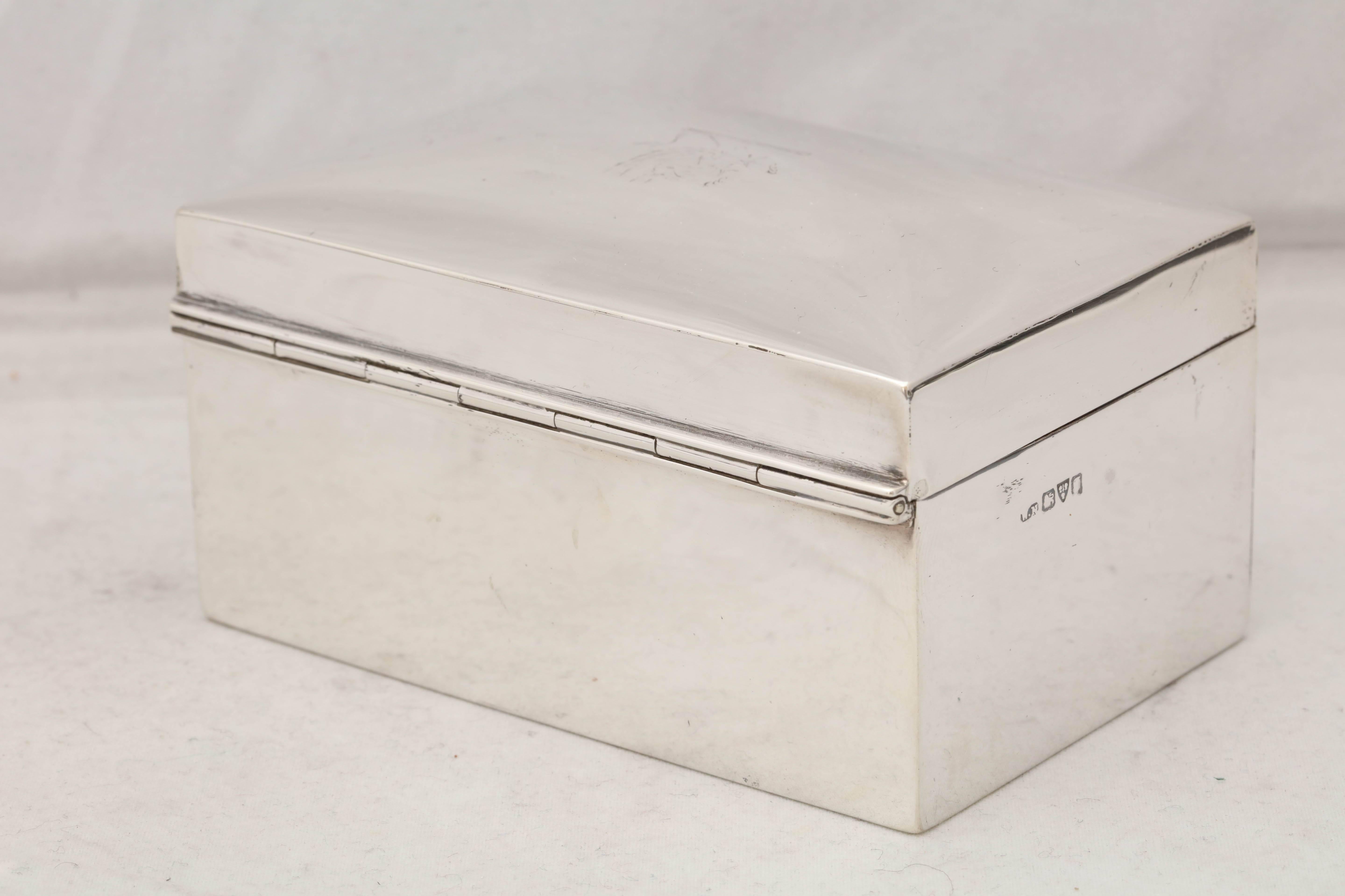 Edwardian Sterling Silver Table Box with Dragon Armorial In Excellent Condition In New York, NY