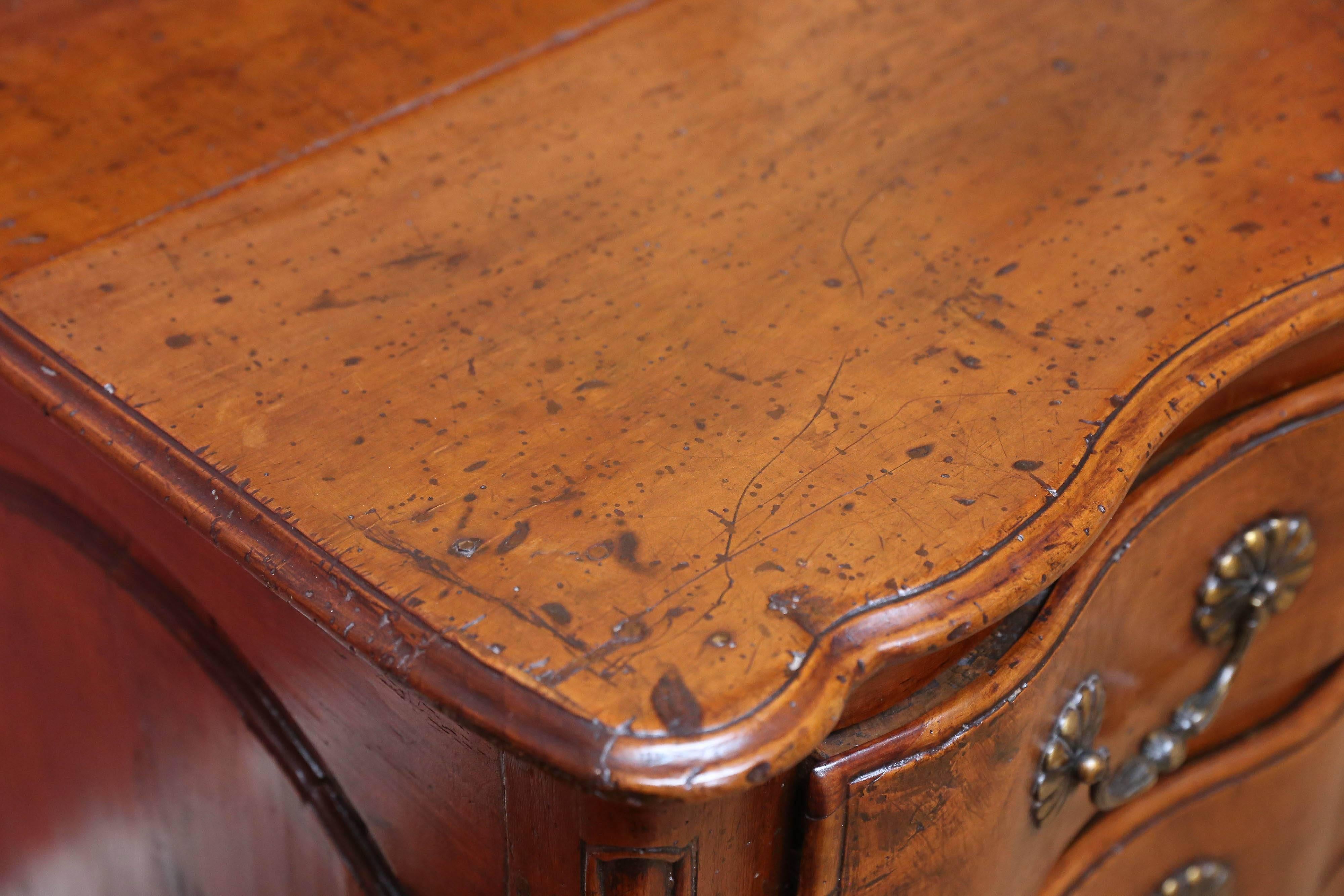 French 18th Century Walnut Commode For Sale
