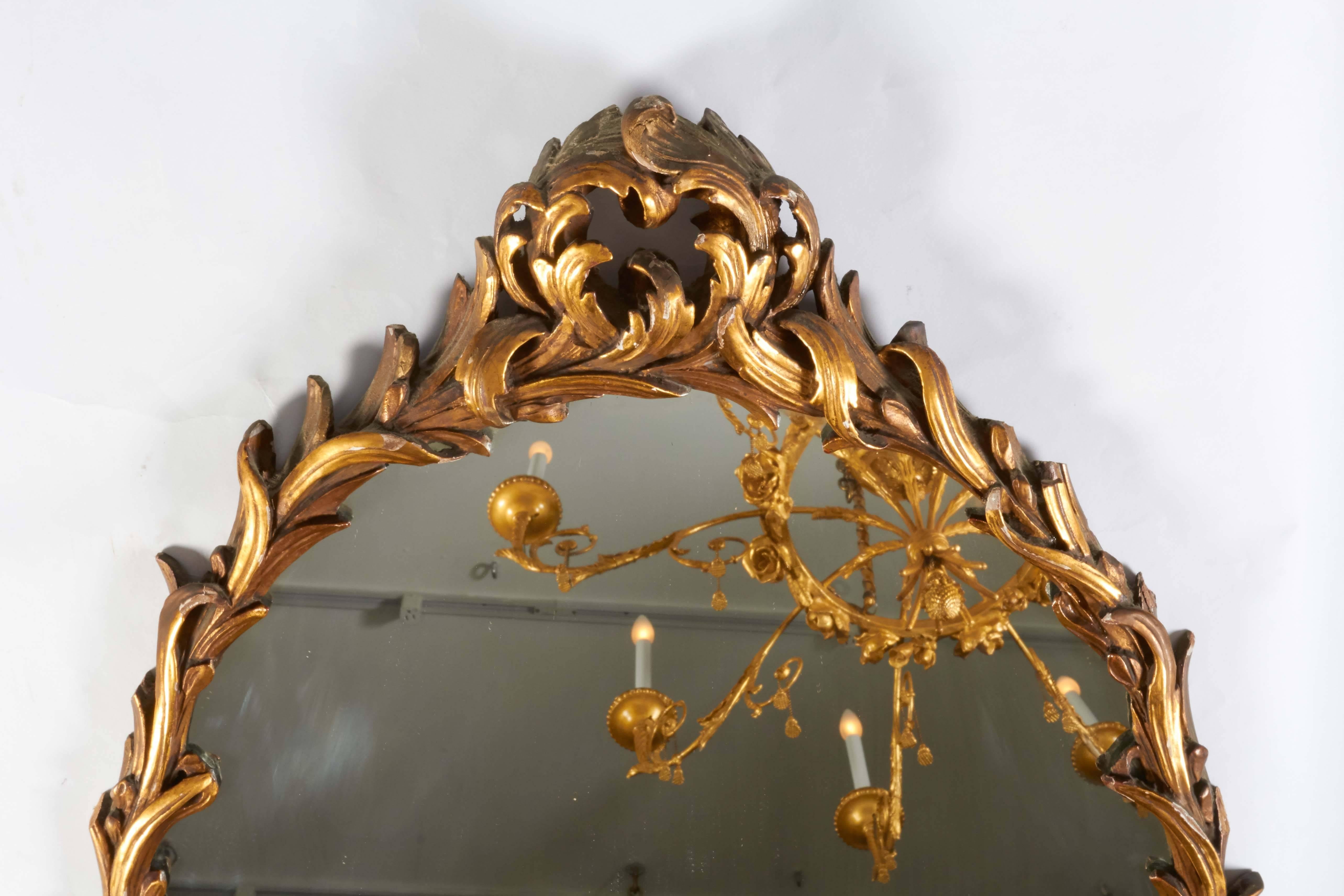 Pair of Rococo Style Giltwood Mirrors In Good Condition In New York, NY
