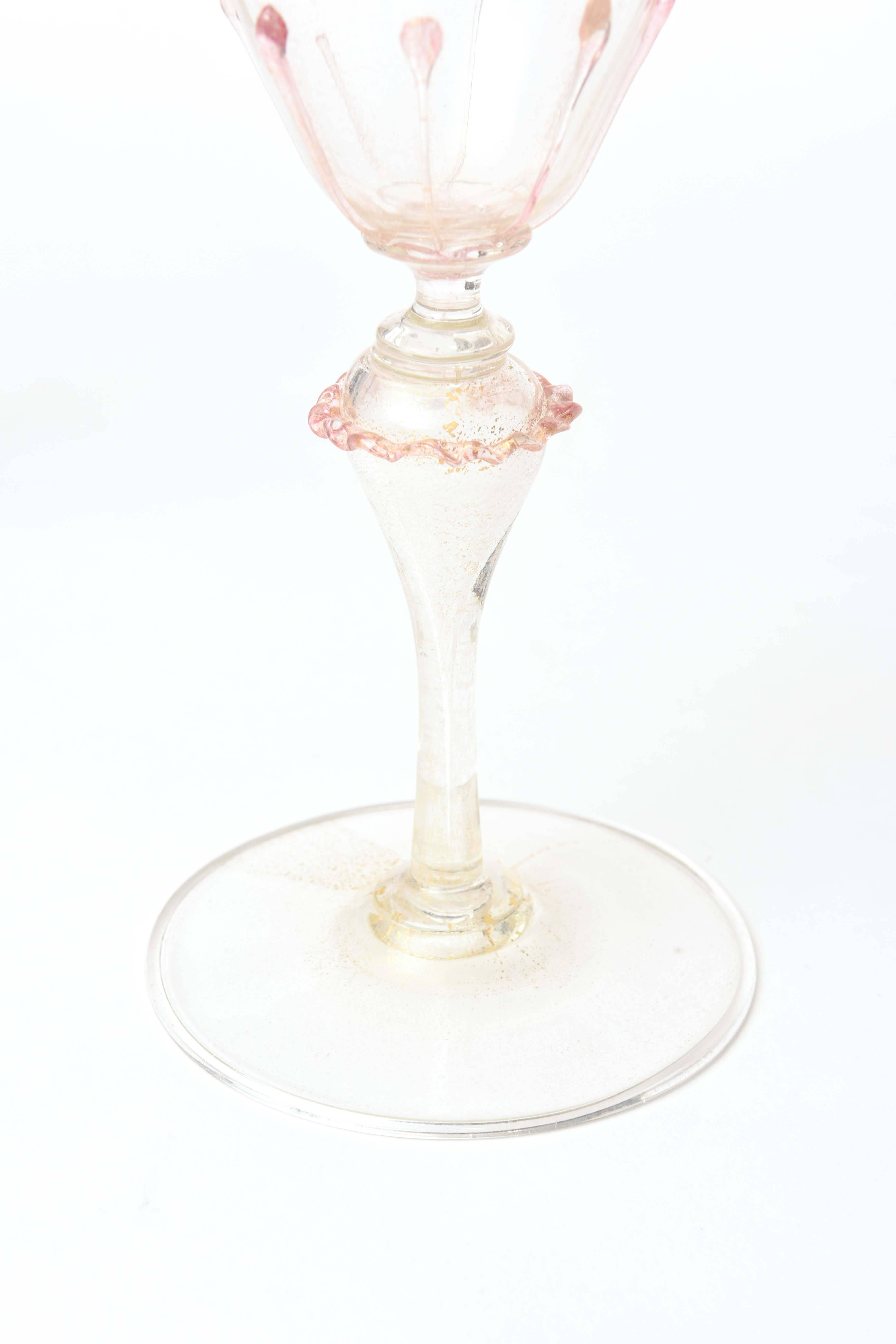 Exquisite Set of Ten Venetian Goblets, Pink & Gilt with Extra Applied Decoration In Good Condition In West Palm Beach, FL
