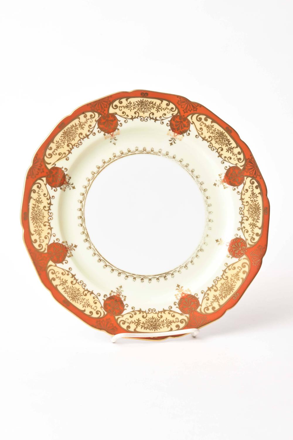 Vintage Dinner Plates For Sale 4