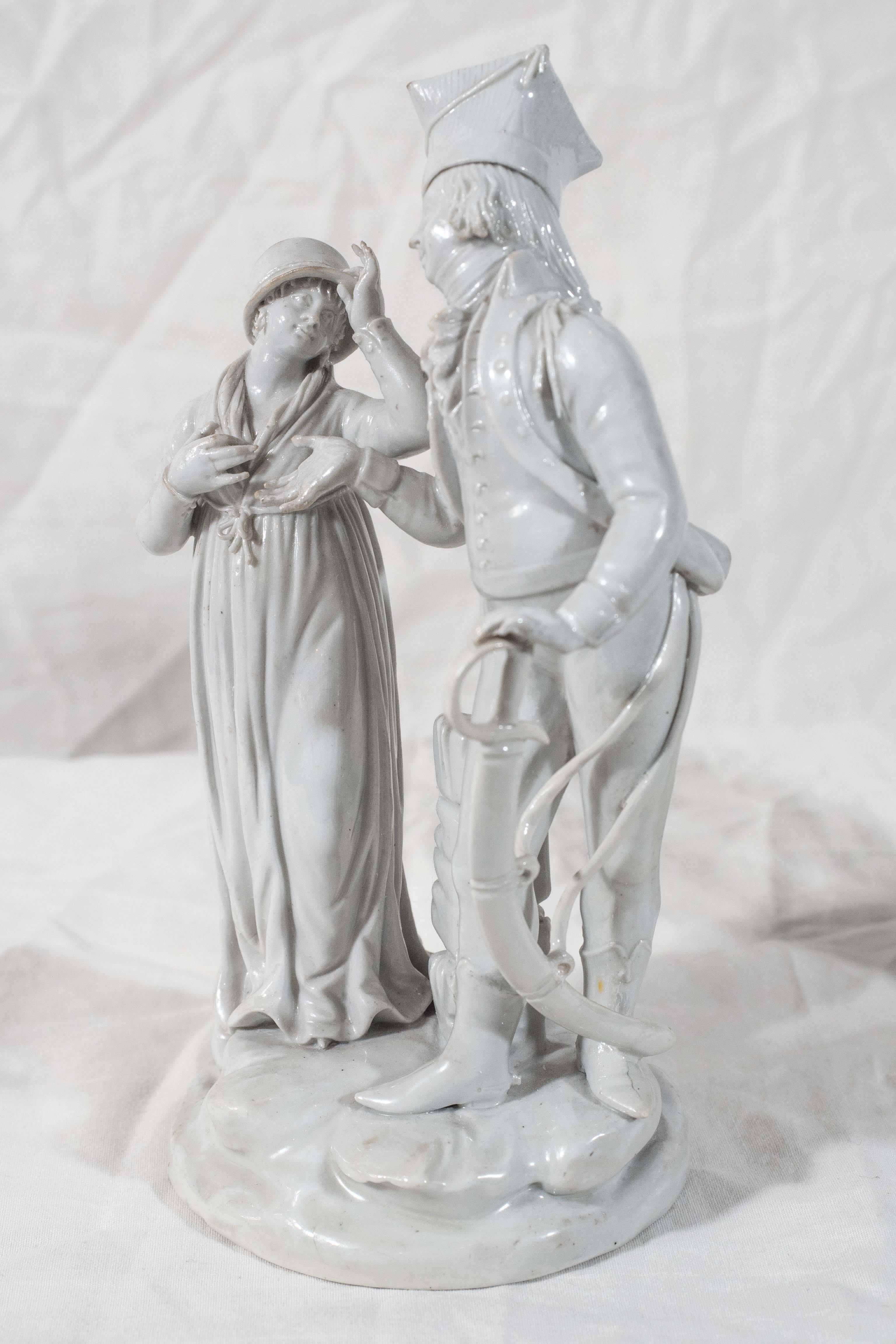 Paar antike italienische Porzellanfiguren aus dem frühen 19. Jahrhundert, hergestellt von Le Nove im Zustand „Hervorragend“ im Angebot in Katonah, NY