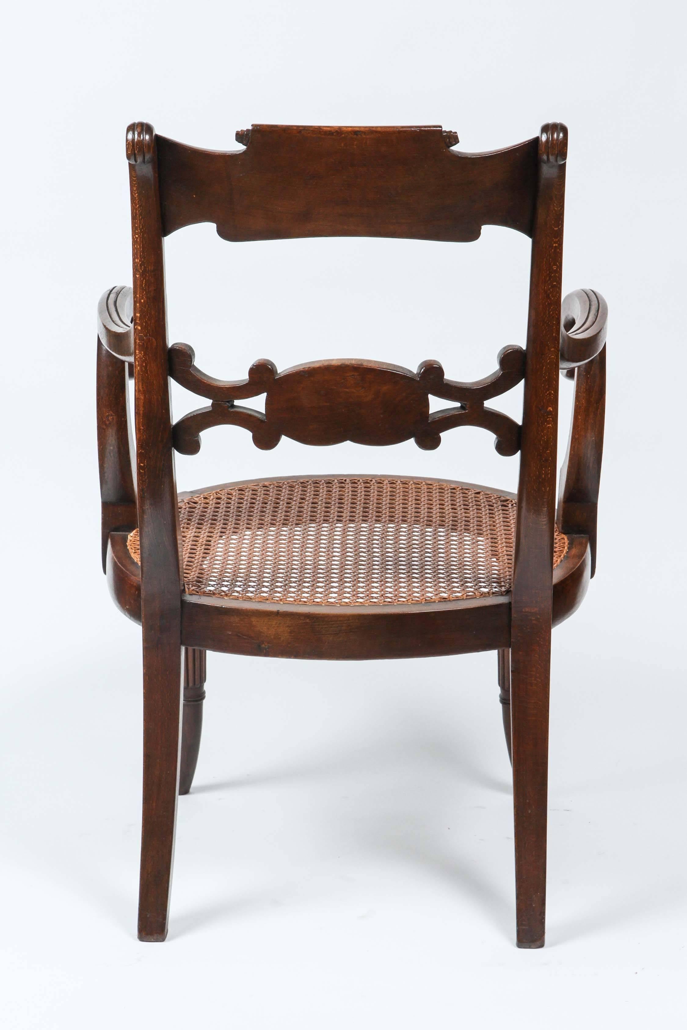 Pair of English Regency Over-Scaled Mahogany Armchairs, circa 1820 For Sale 4