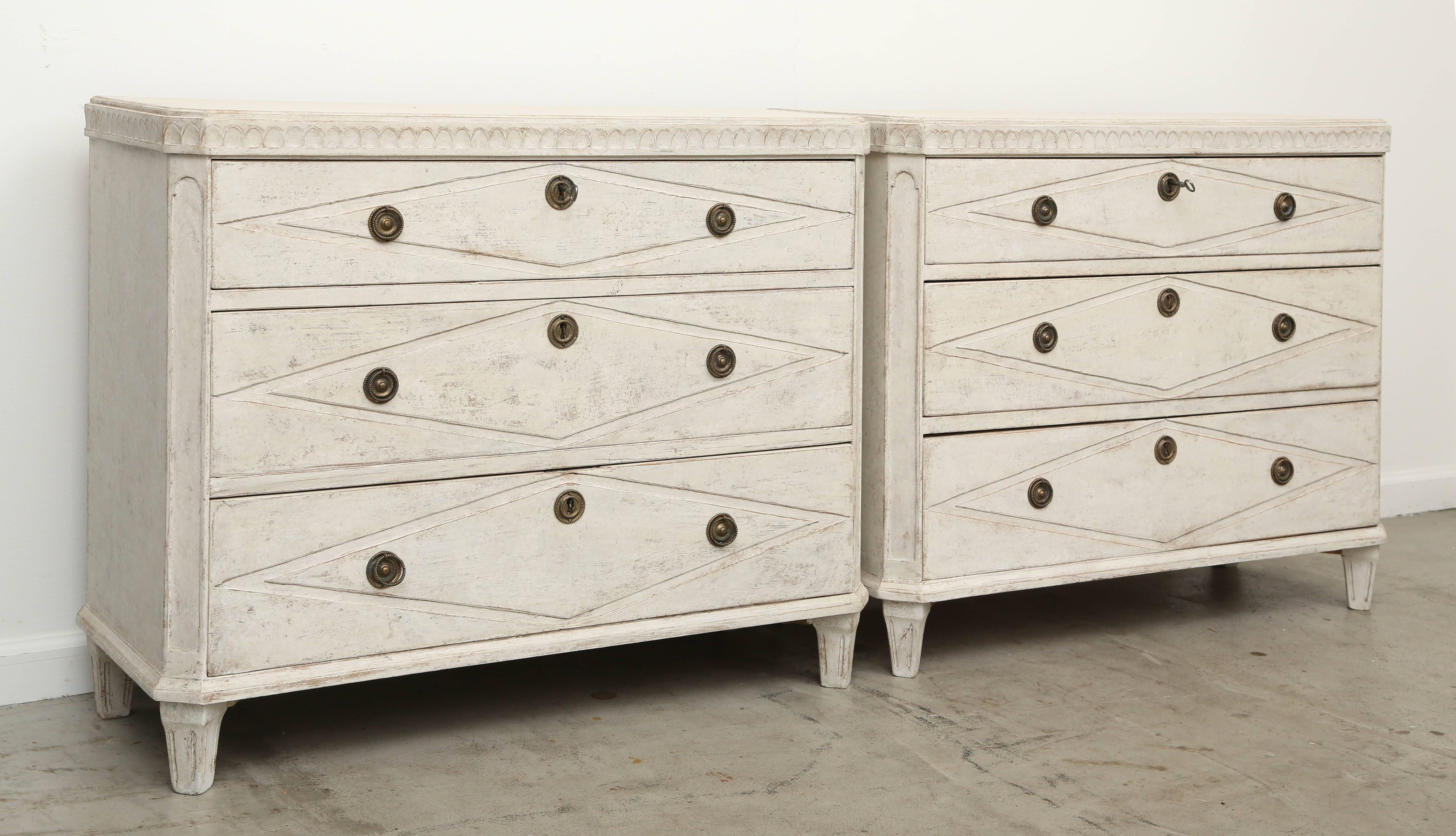 Painted Large Pair of Antique Swedish Gustavian Chests Diamond Carving Mid-19th Century