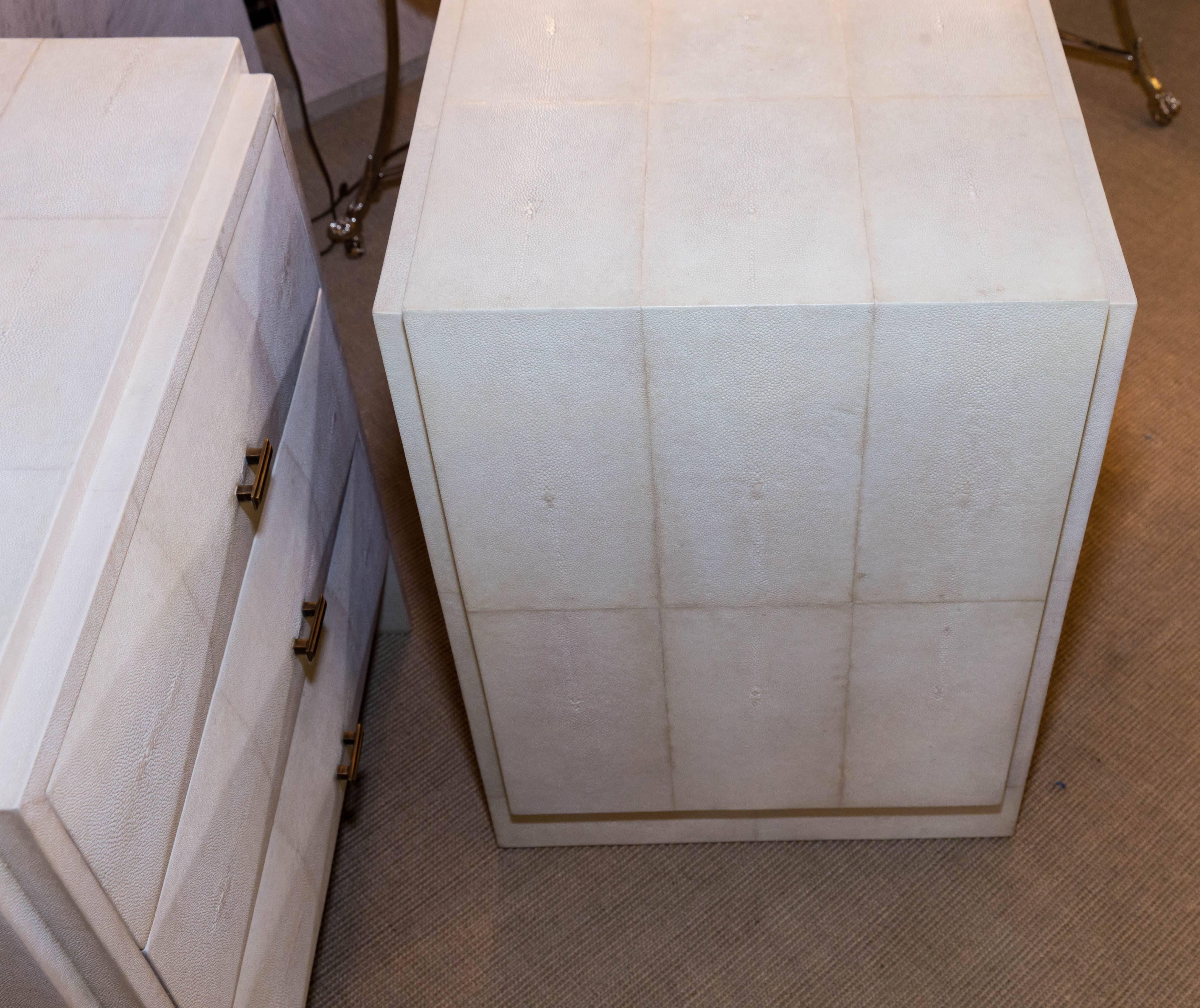 Pair of White Shagreen Three-Drawer Nightstands In Excellent Condition In Water Mill, NY