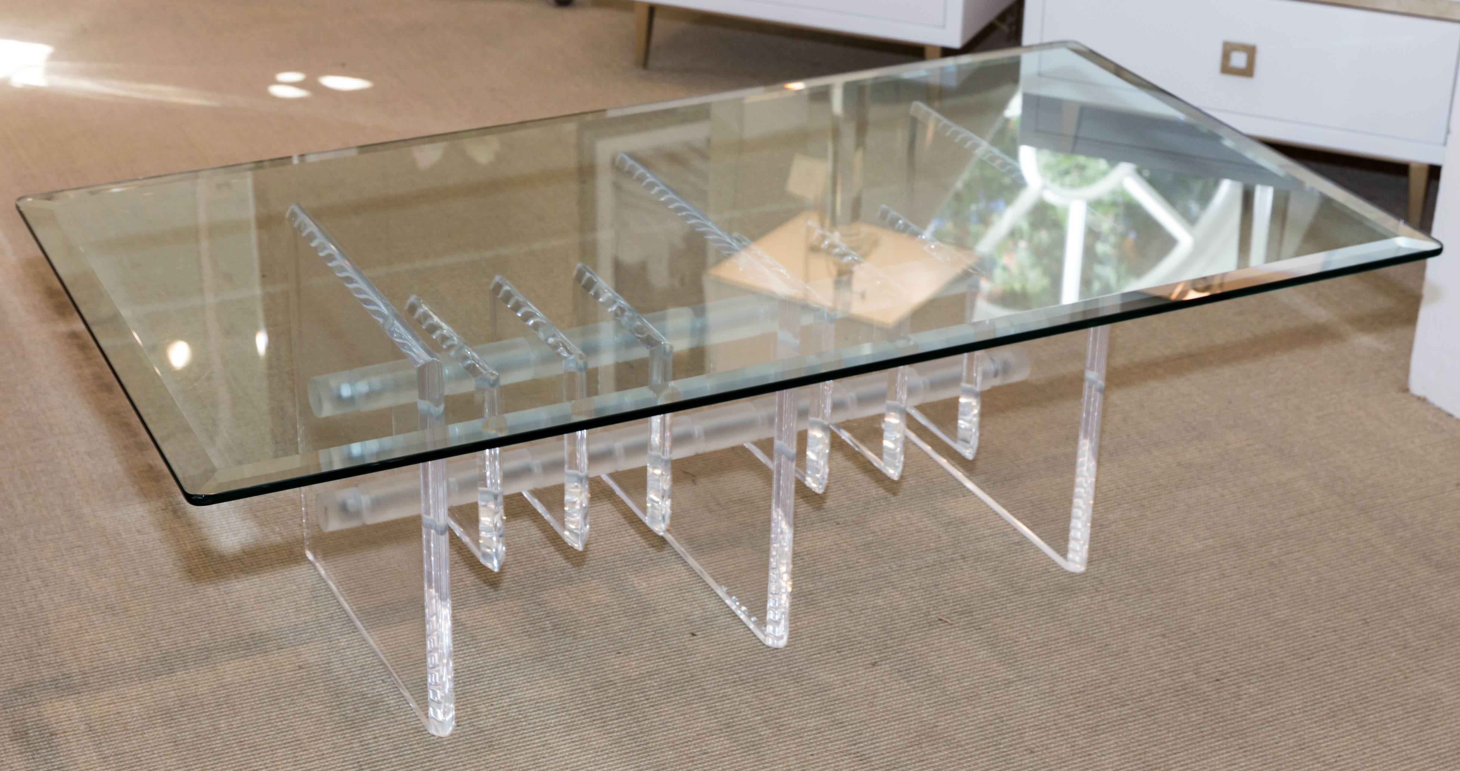 Mid-Century Glass Top Cocktail Table with Attractive Lucite Base For Sale 3