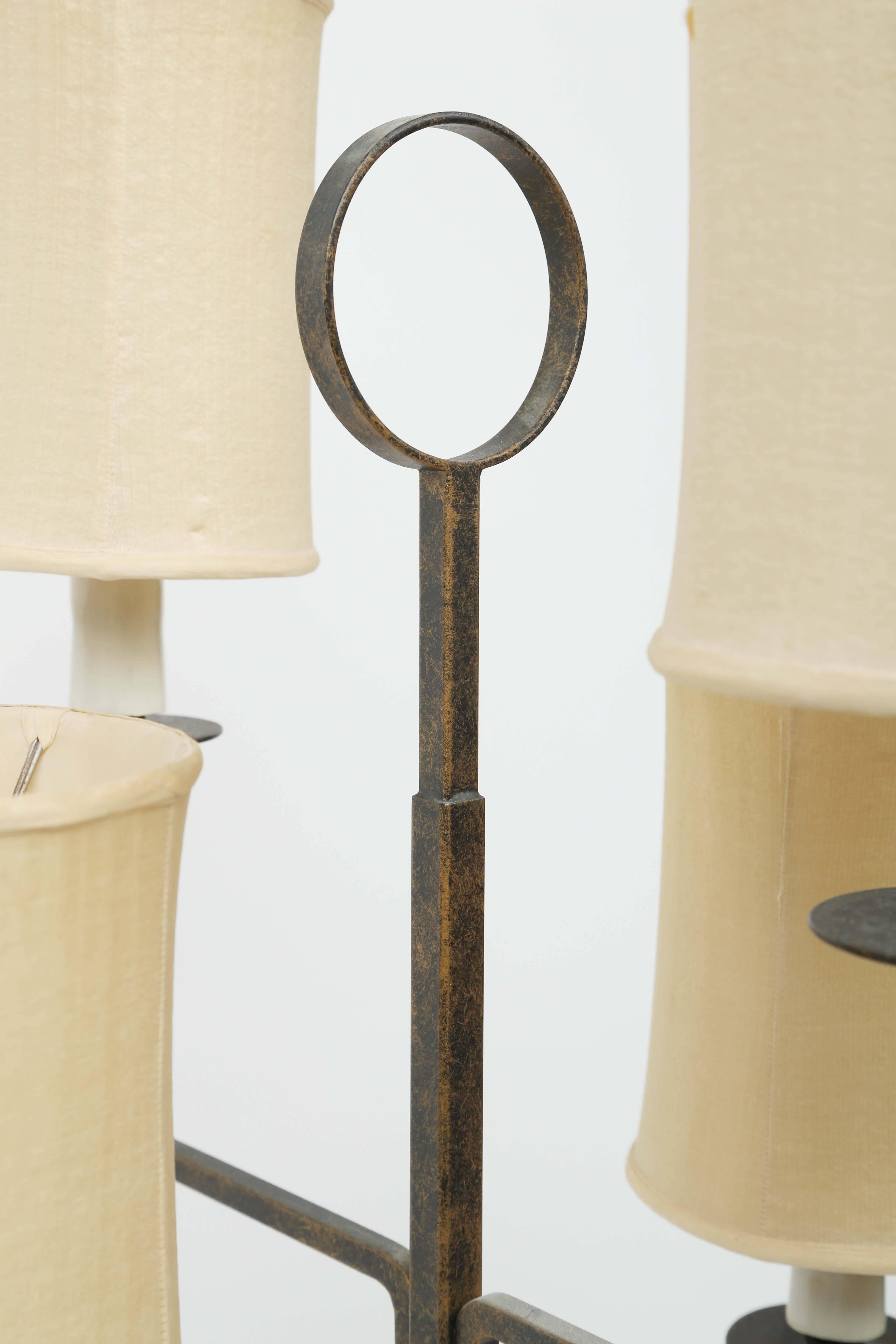 Tommi Parzinger Gilt-Iron Floor Lamp In Good Condition In West Palm Beach, FL