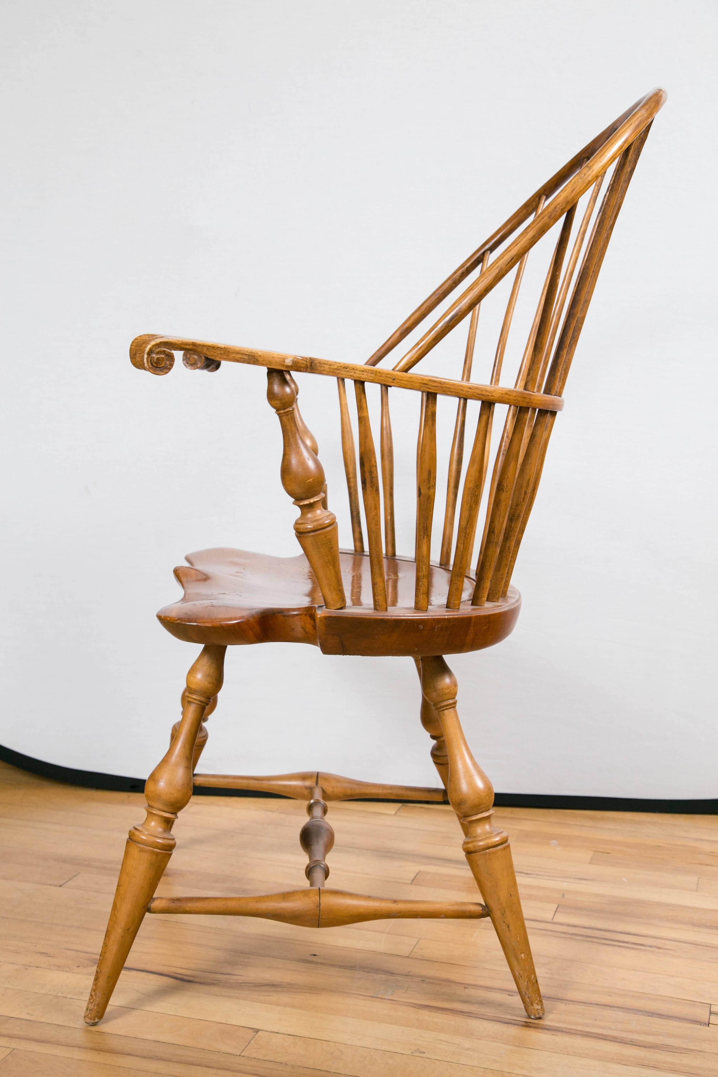 American Knuckle Arm Windsor Chair