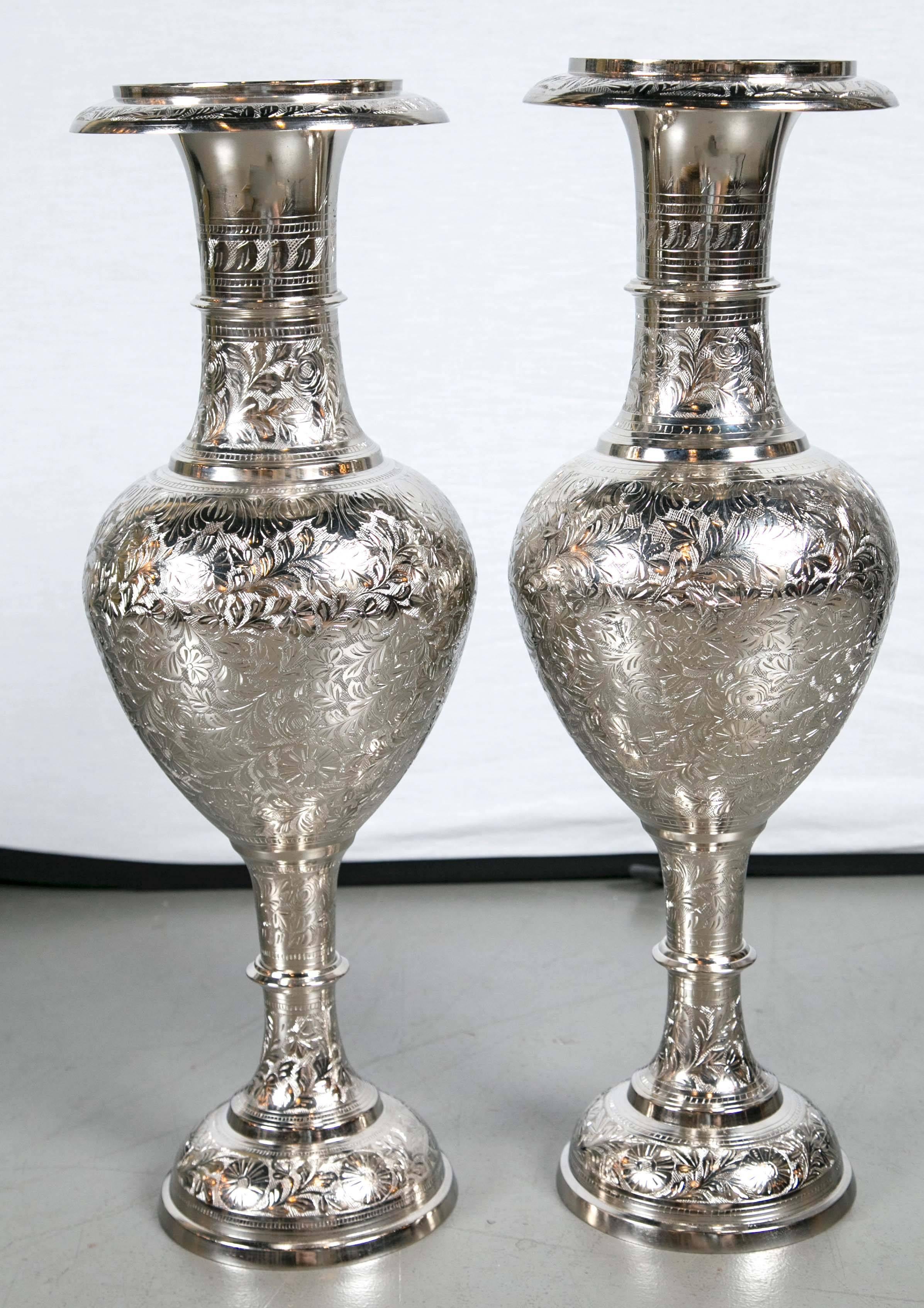 Beautiful pair of 1930s French silver plated table lamps wiring to be completed on purchase.