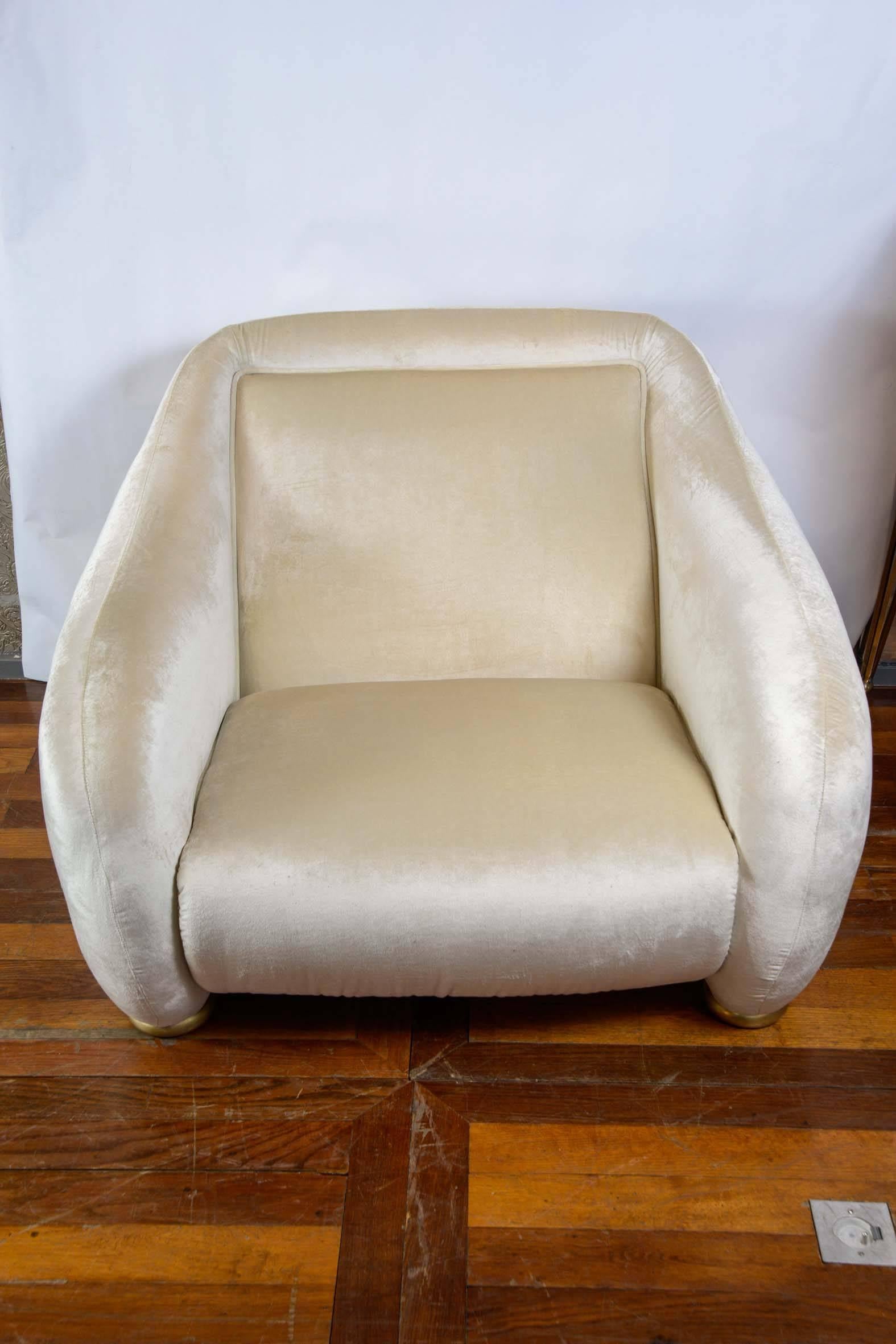 Modern Pair of Comfortable Vintage Armchairs