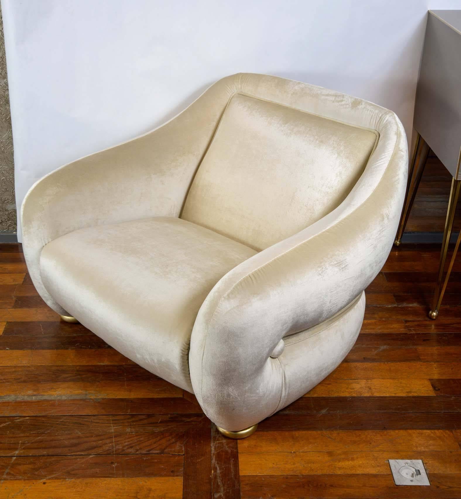 Late 20th Century Pair of Comfortable Vintage Armchairs