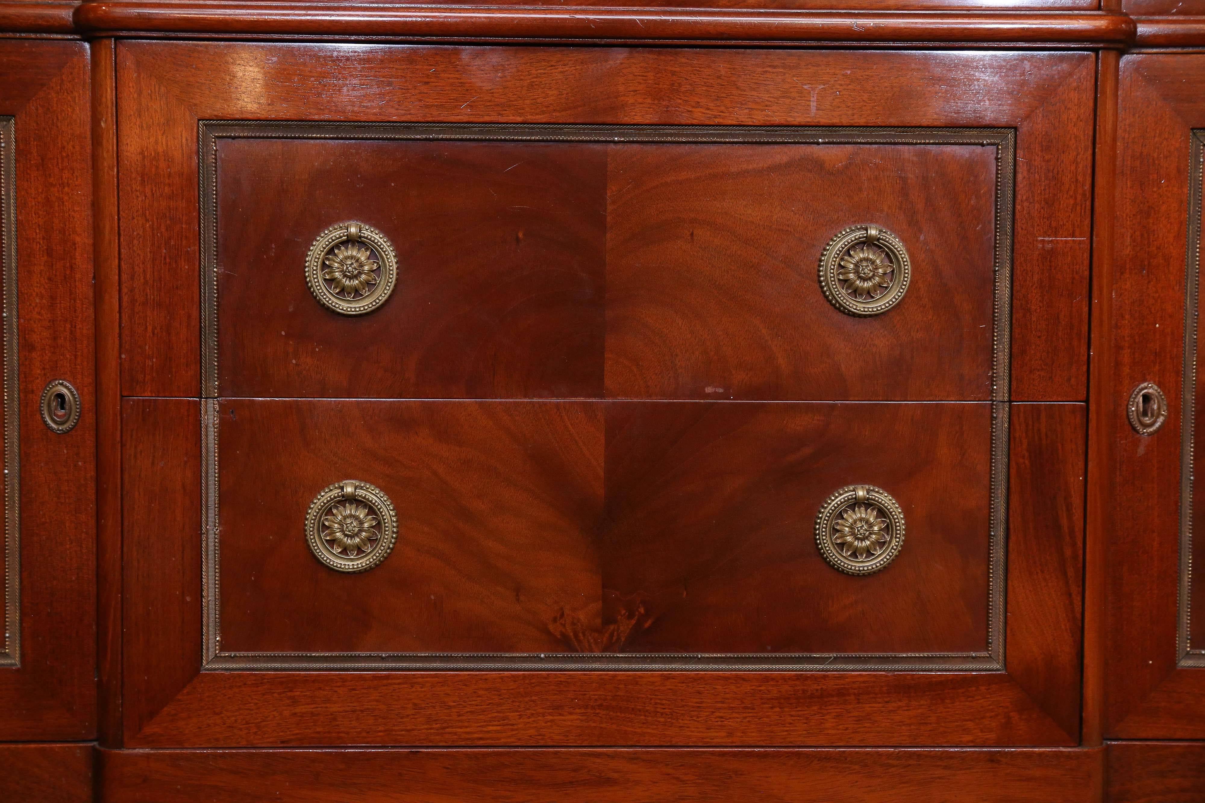 Wood Louis XVI 19th Century Marble-Top Chest of Drawers or Commode, Mahogany For Sale