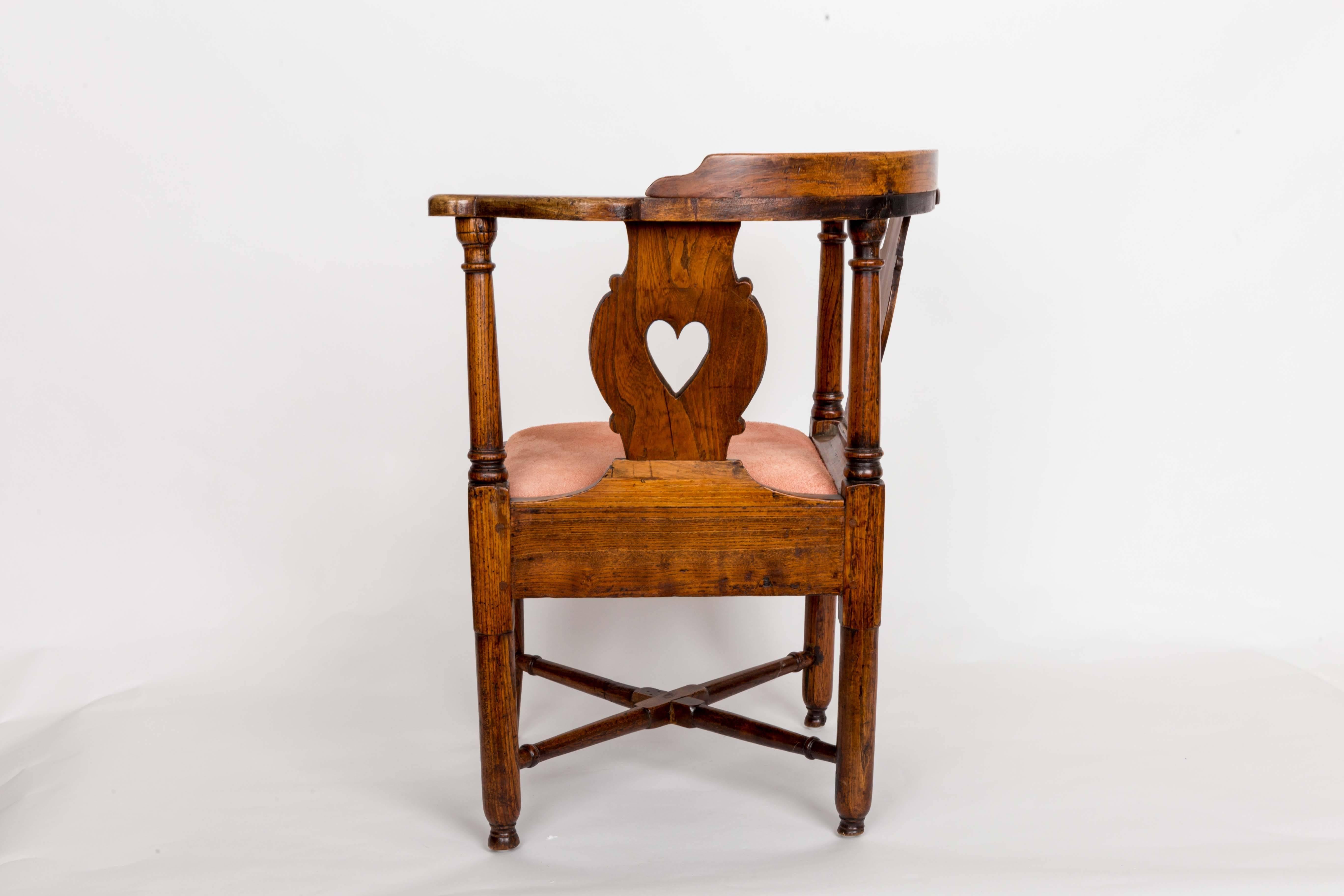 Hand-Crafted 18th Century English Oak Corner Chair