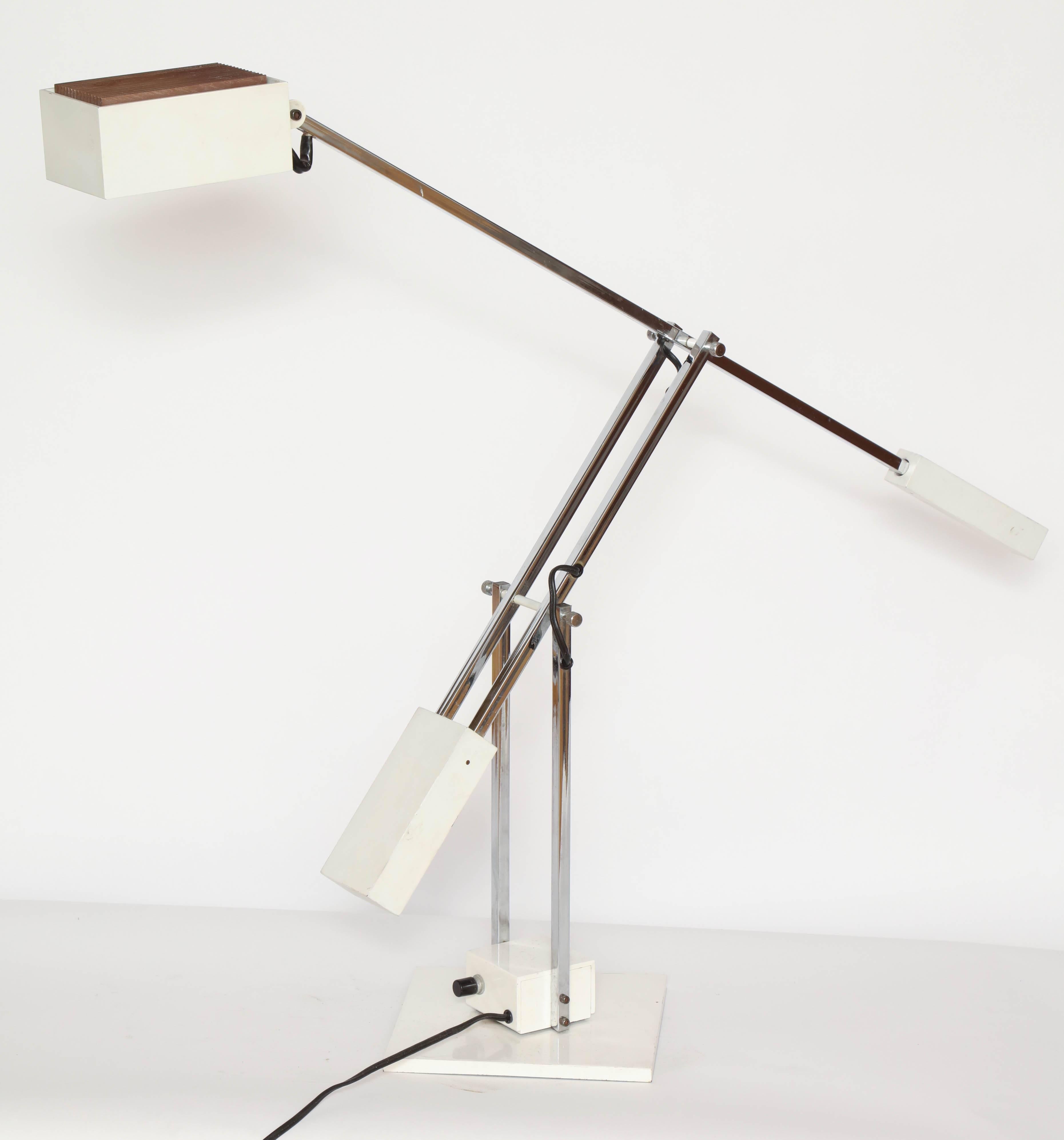 Metal Robert Sonneman Articulated Table Lamp Mid Century Modern circa 1960s For Sale