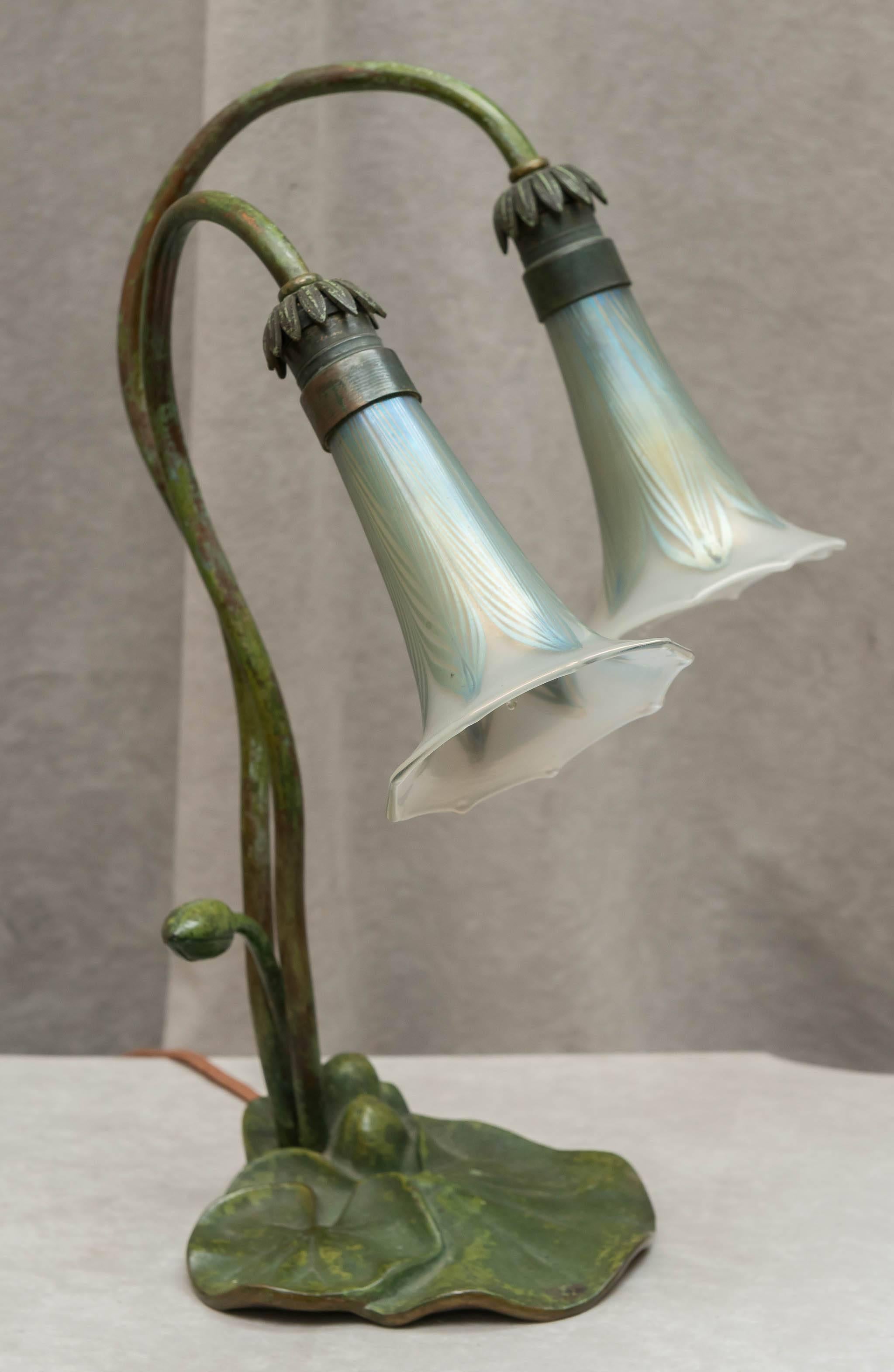 Early 20th Century Austrian Art Nouveau Two-Light Lilly Lamp with Pulled Feather Blown Shades