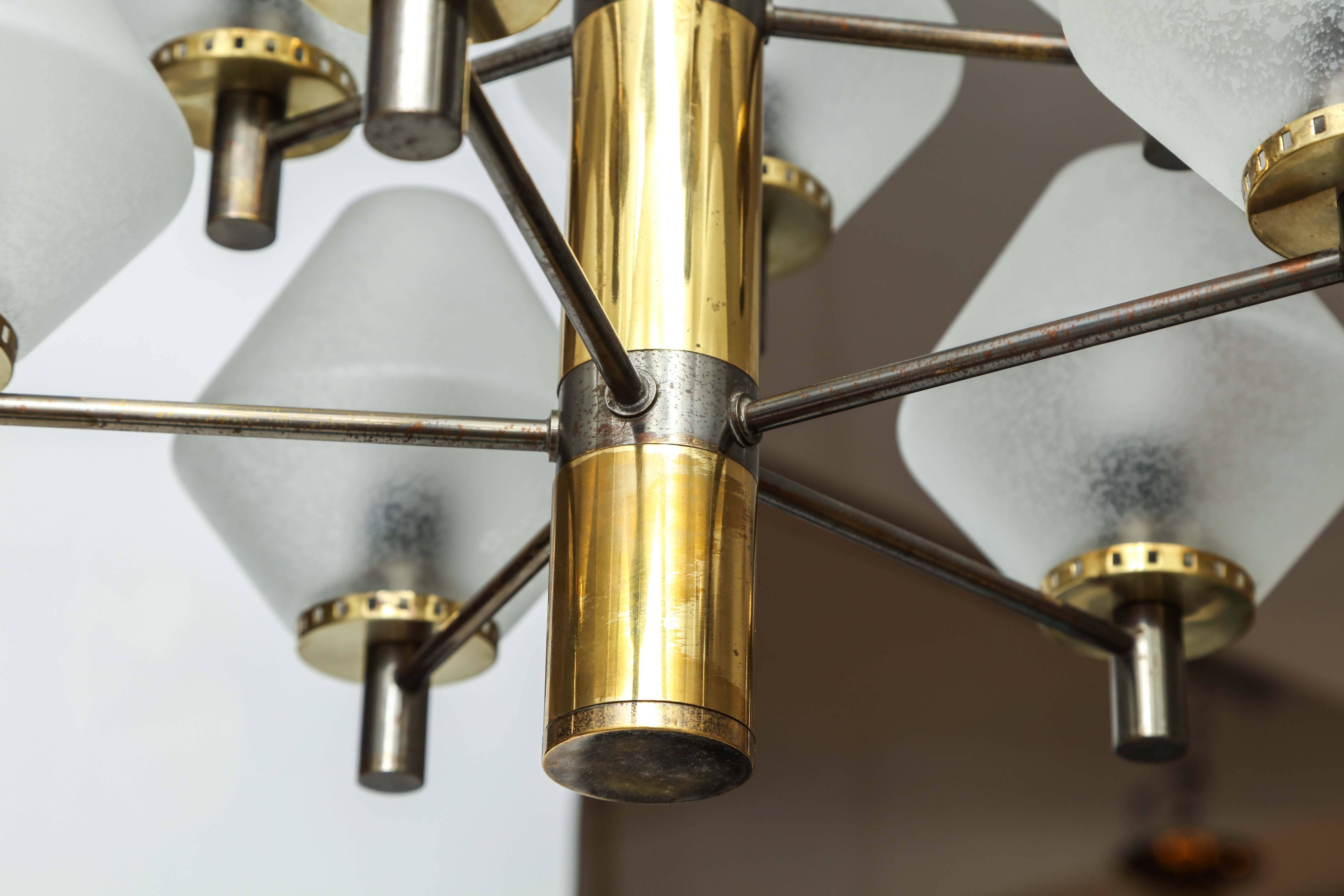 Mid-Century Modern  Stilnovo ten light chandelier made in Italy 1970 For Sale