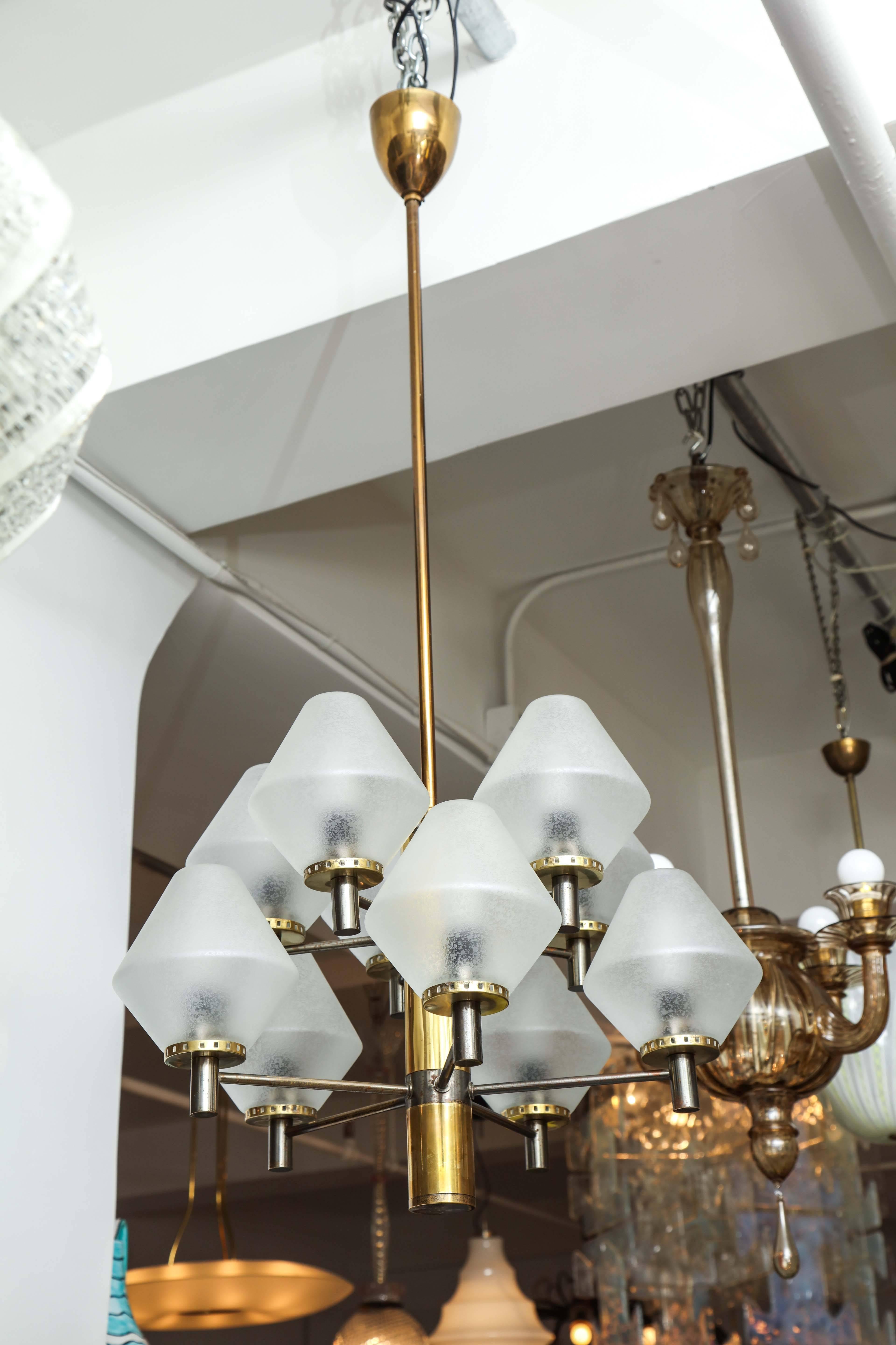 Hand-Crafted  Stilnovo ten light chandelier made in Italy 1970 For Sale