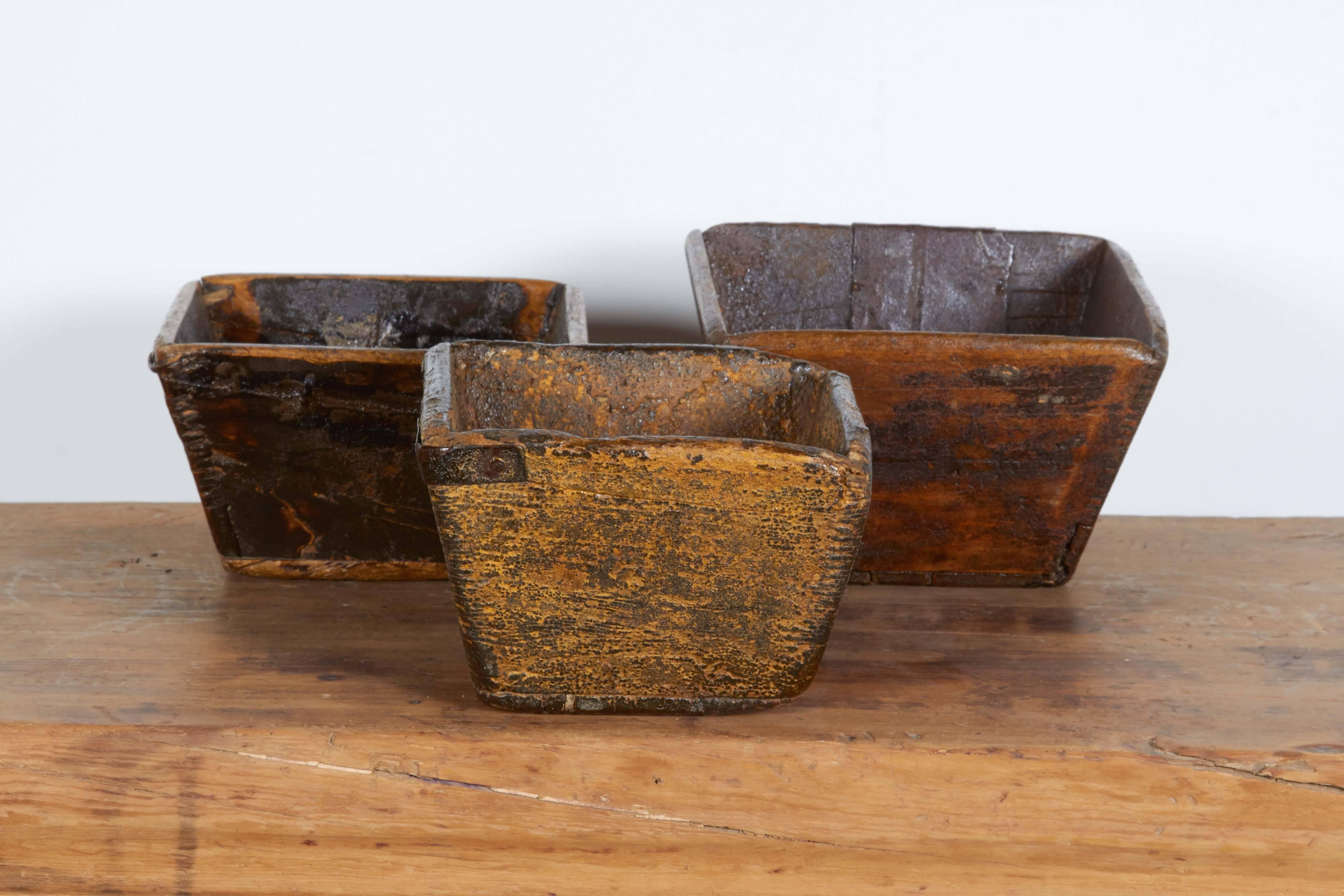 Collection of Small Nicely Worn Antique Grain Measure Baskets In Good Condition In New York, NY