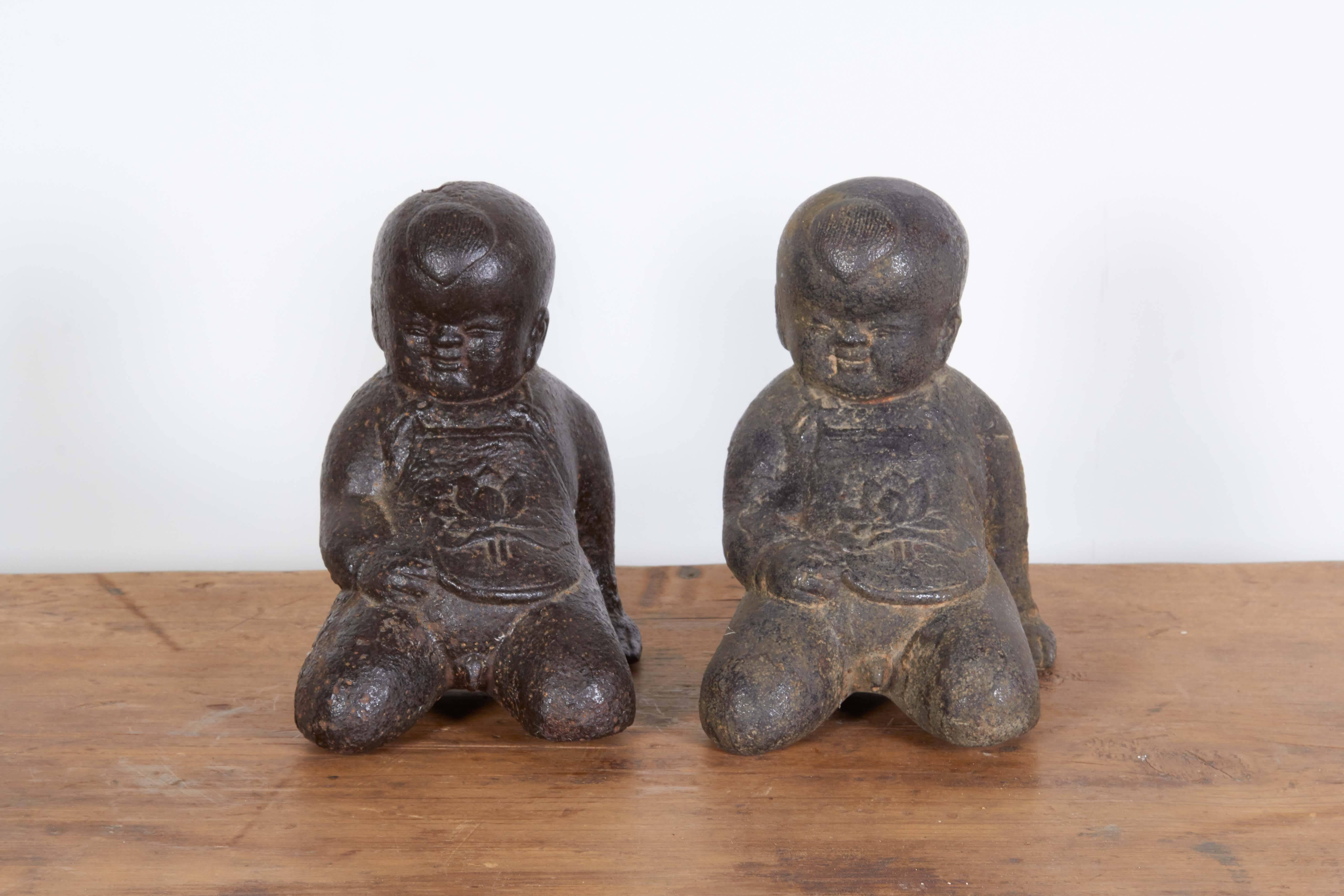 Pair of Adorable Cast Iron Babies In Good Condition In New York, NY