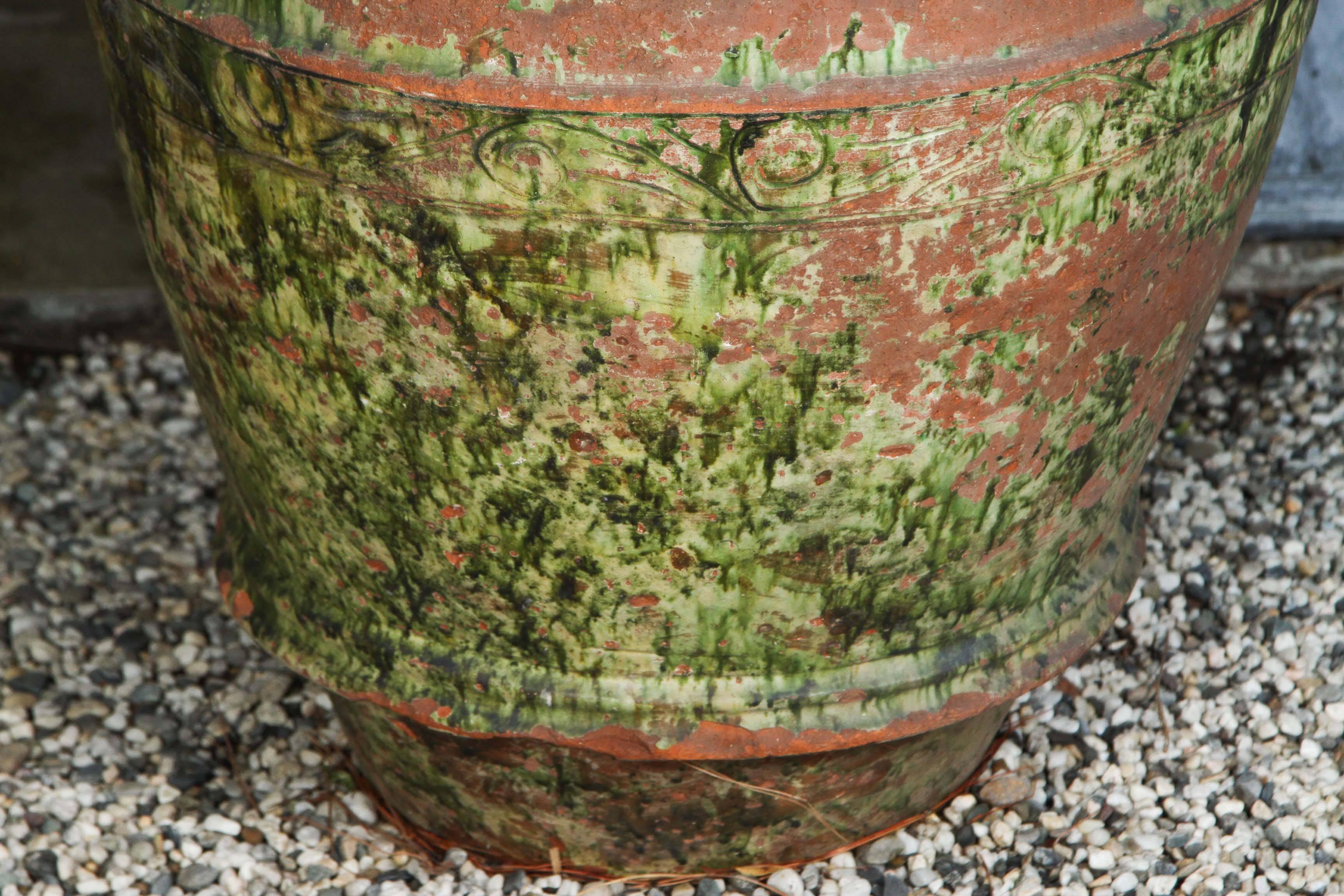 Pair of Terracotta Oil Jars with Green Glaze, 18th Century In Good Condition In Los Angeles, CA