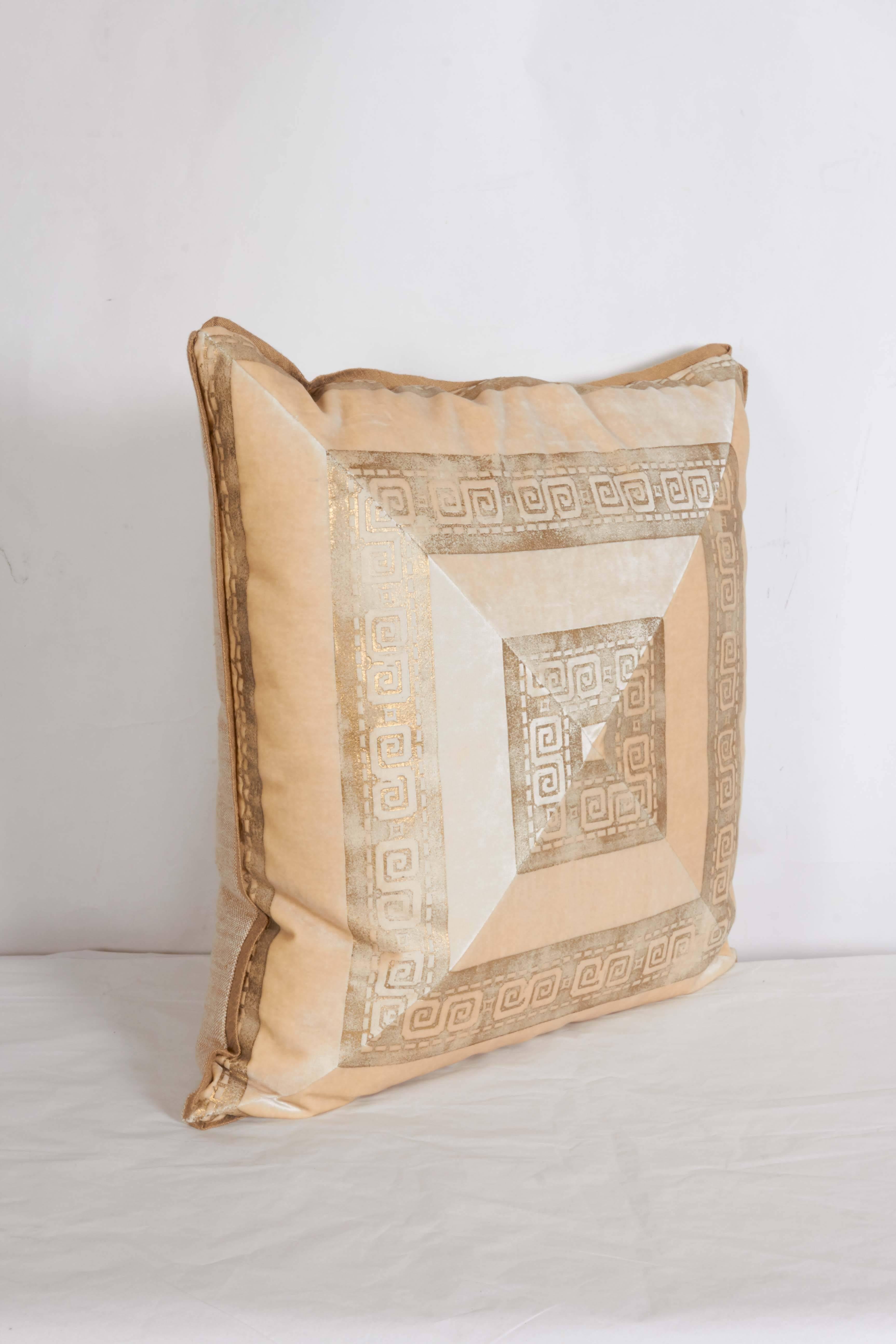 Contemporary Pair of Italian White and Beige Velvet Cushions