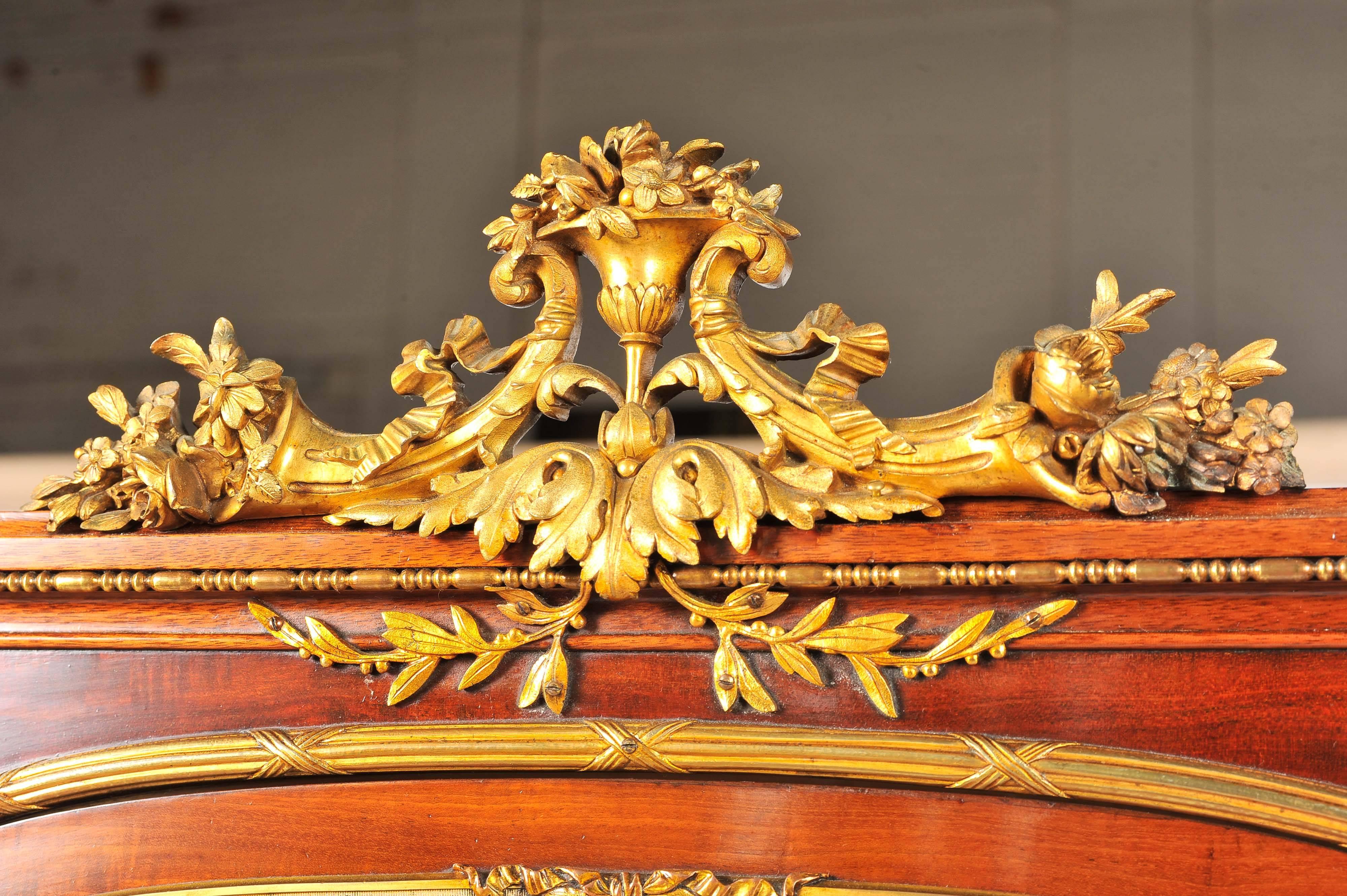 Kingwood Louis XVI Style Vitrine or Display Cabinet For Sale