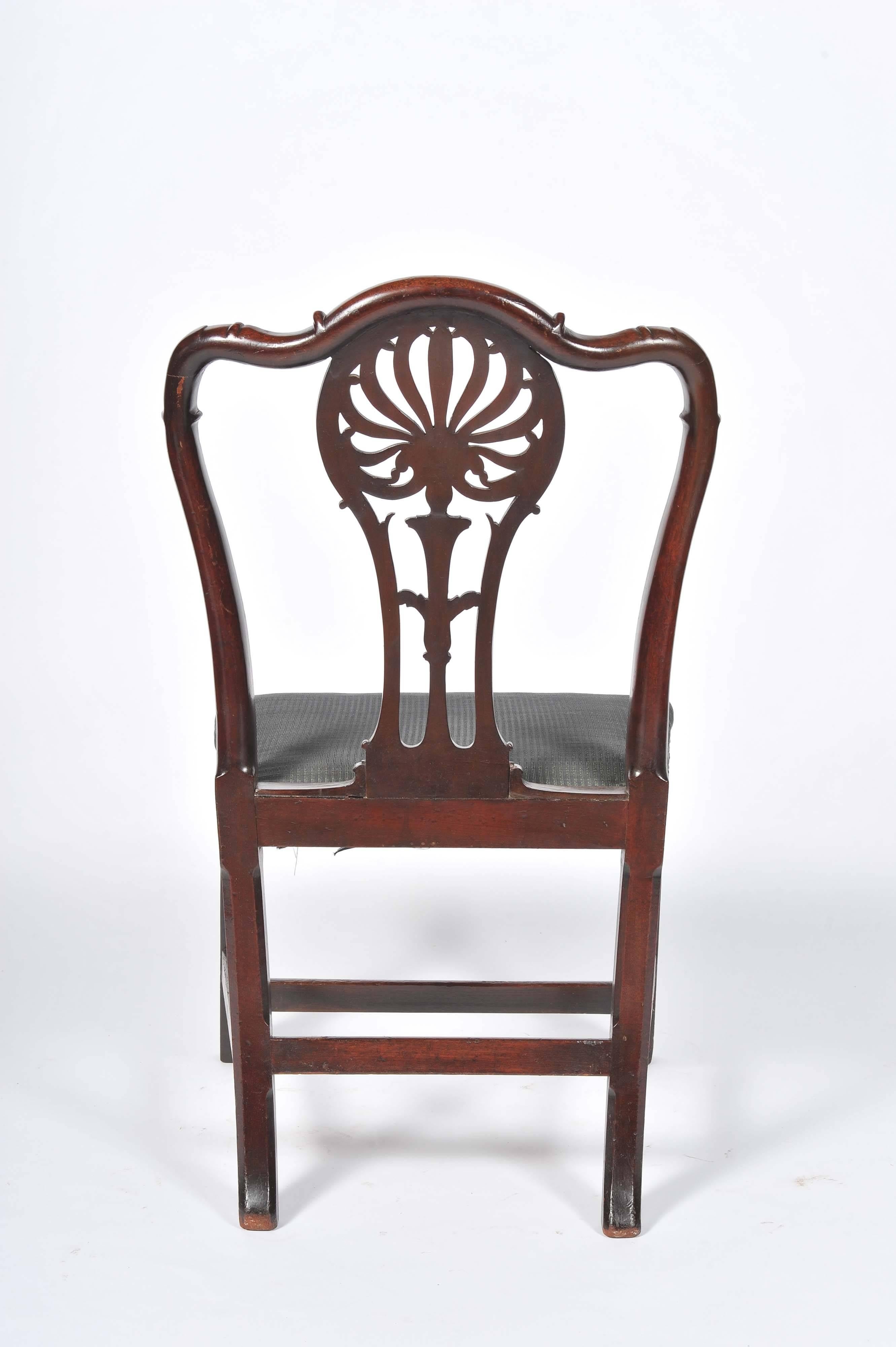 Pair of George III Mahogany Side Chairs For Sale 2